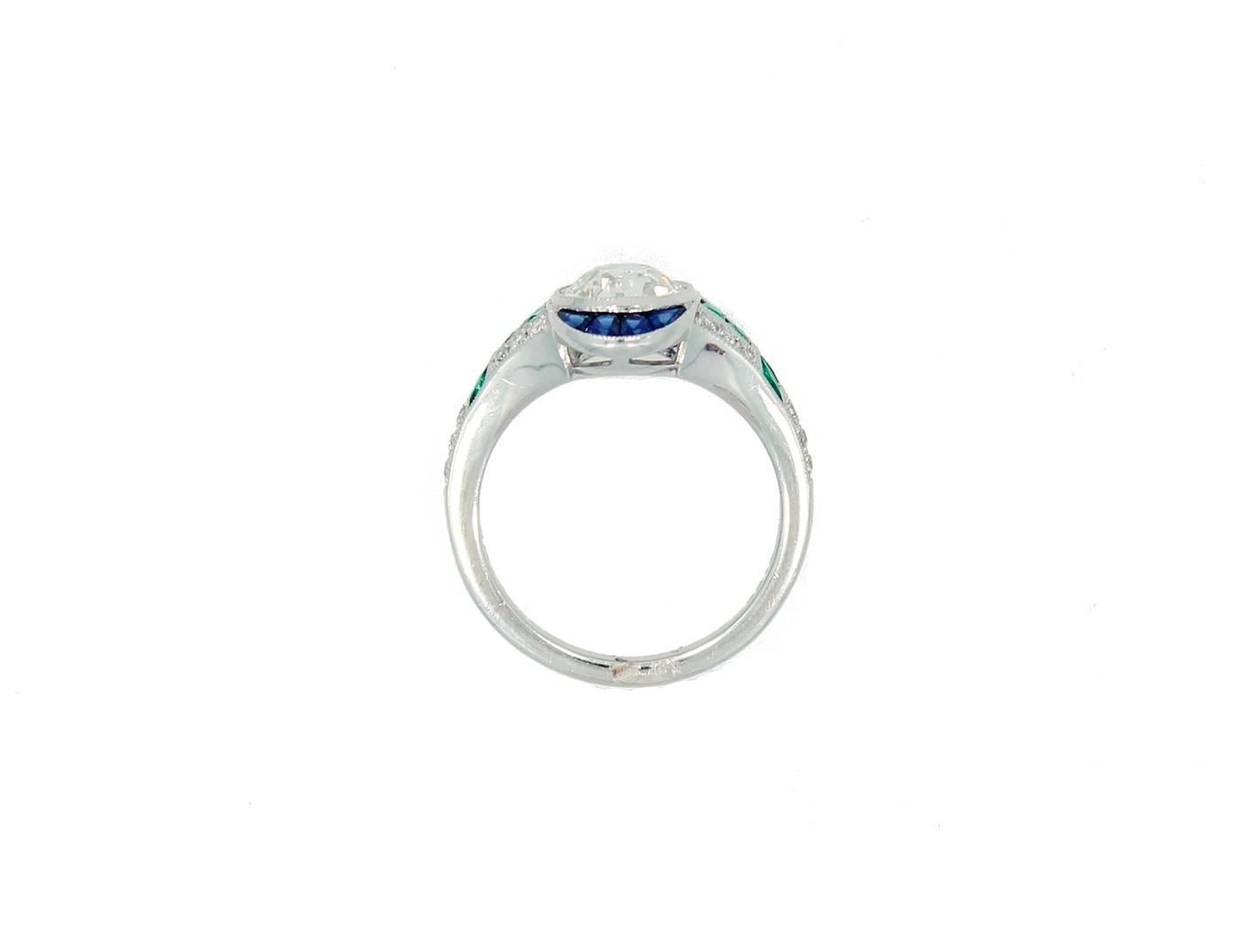 Women's Art Deco 1.57 Carat Old Mine Cut Diamond Sapphire Emerald Platinum Ring  For Sale