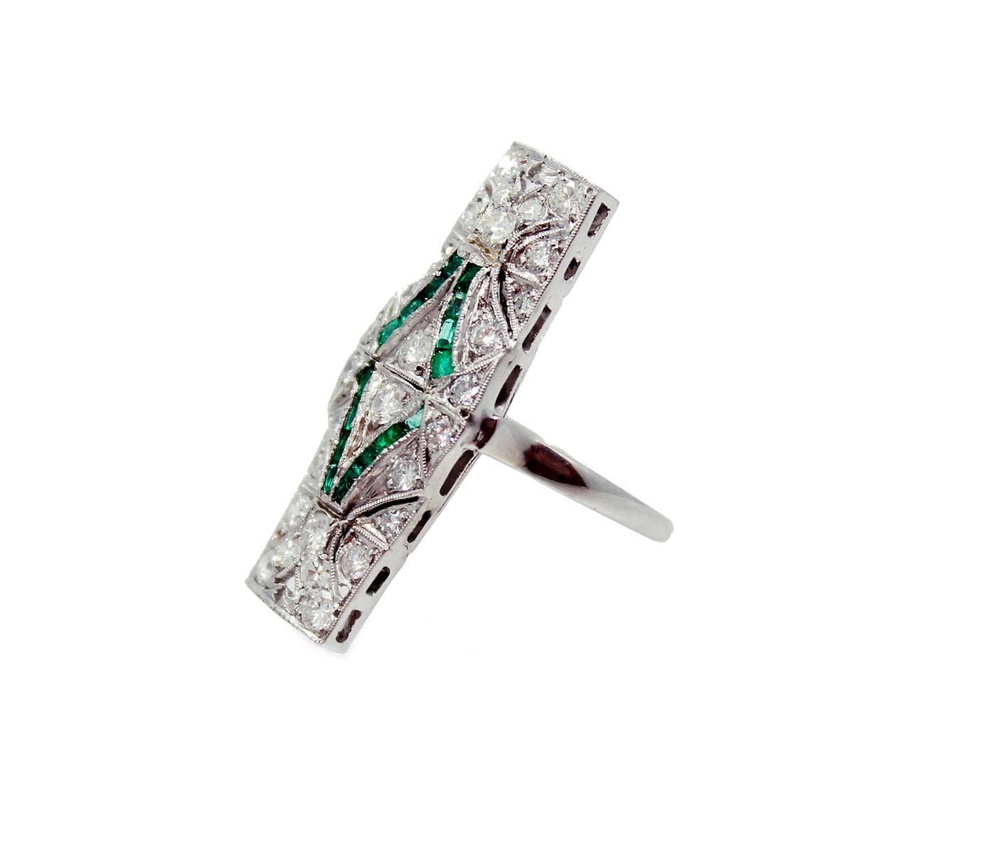 Art Deco Emerald Diamond Platinum Ring In Excellent Condition In Naples, FL
