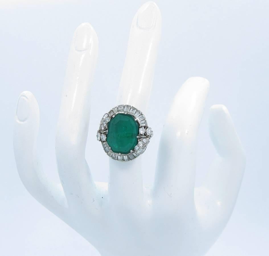 Women's 5 Carat Emerald Diamond Gold Ring For Sale