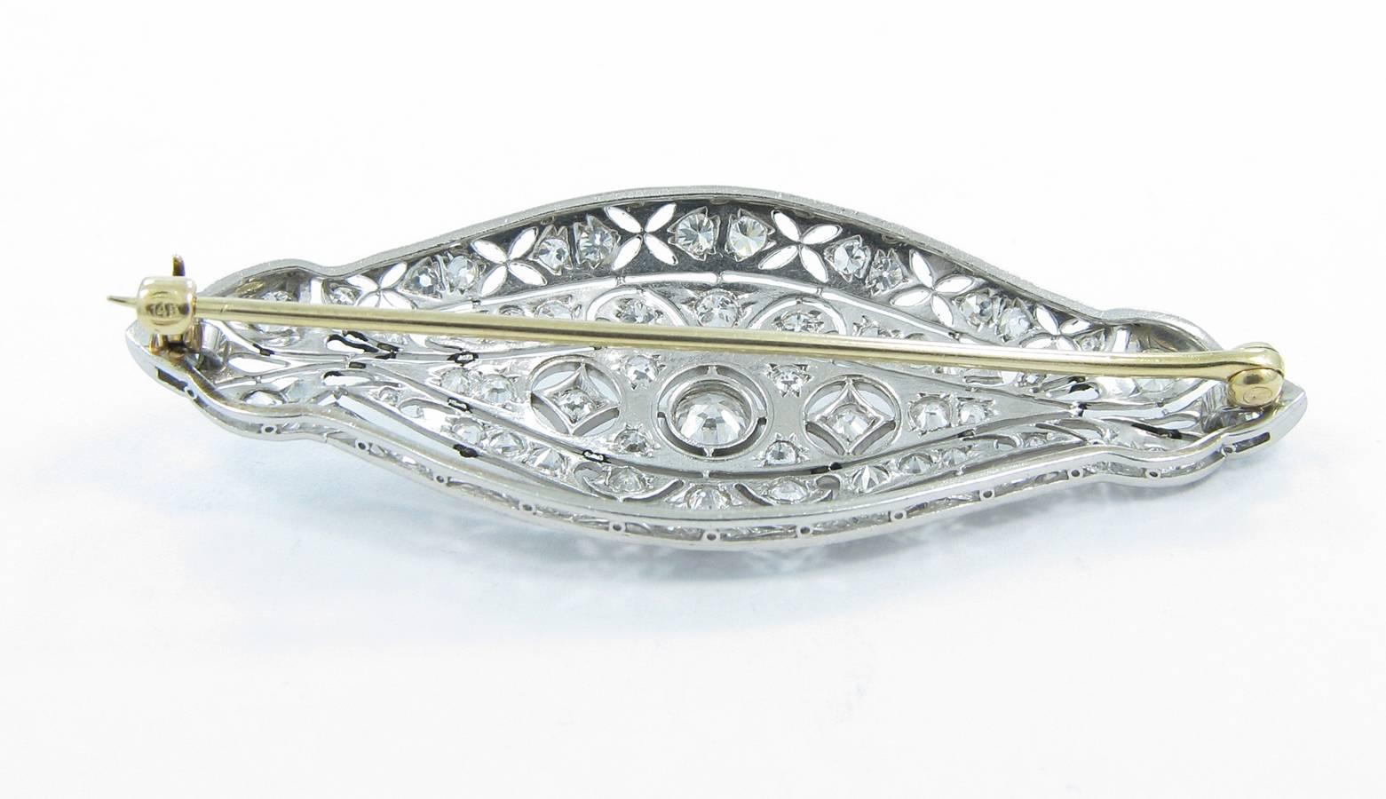 Art Deco Diamond Platinum Brooch In Excellent Condition For Sale In Naples, FL