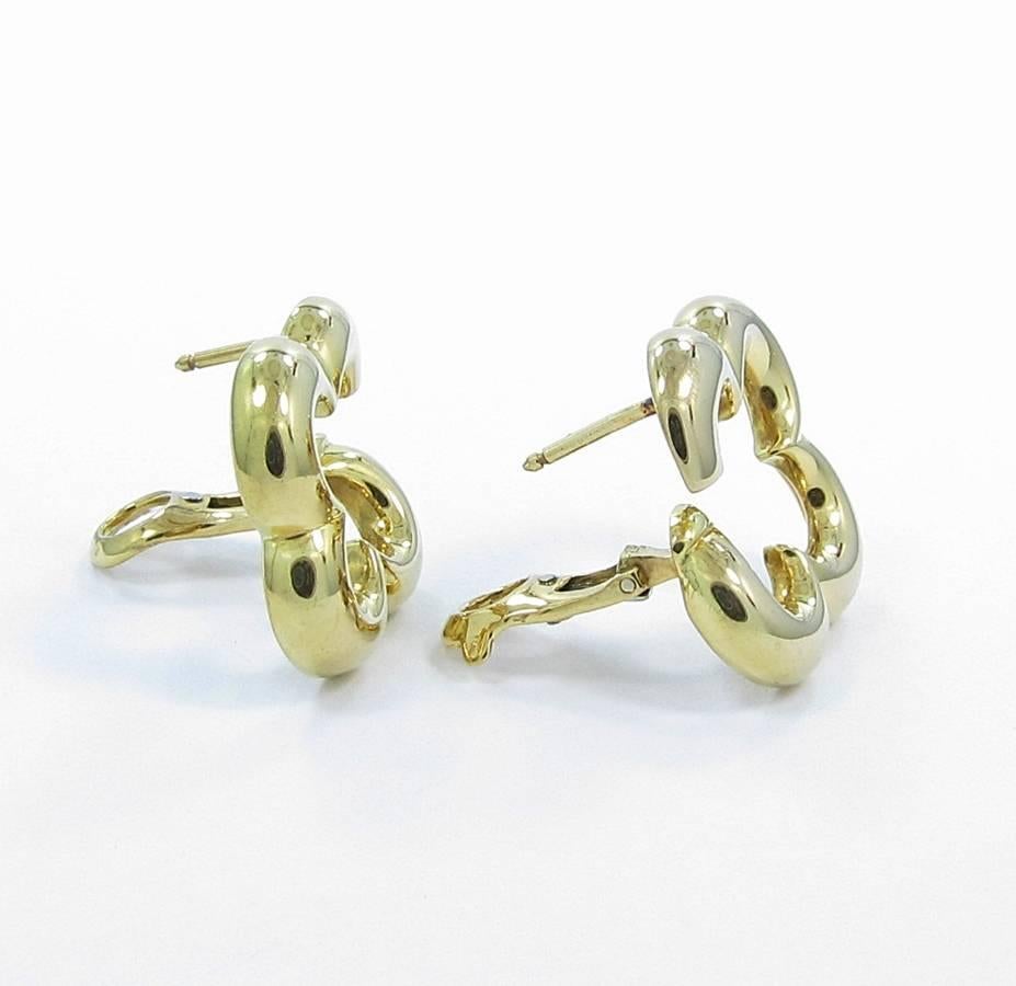 Van Cleef and Arpels 18k yellow gold Alhambra Earrings. These earrings are an estate piece in good condition. Earrings are 7/8 inches in diameter and together weigh 13.9grams. All hallmarks are shown in pictures provided. Backings are in excellent