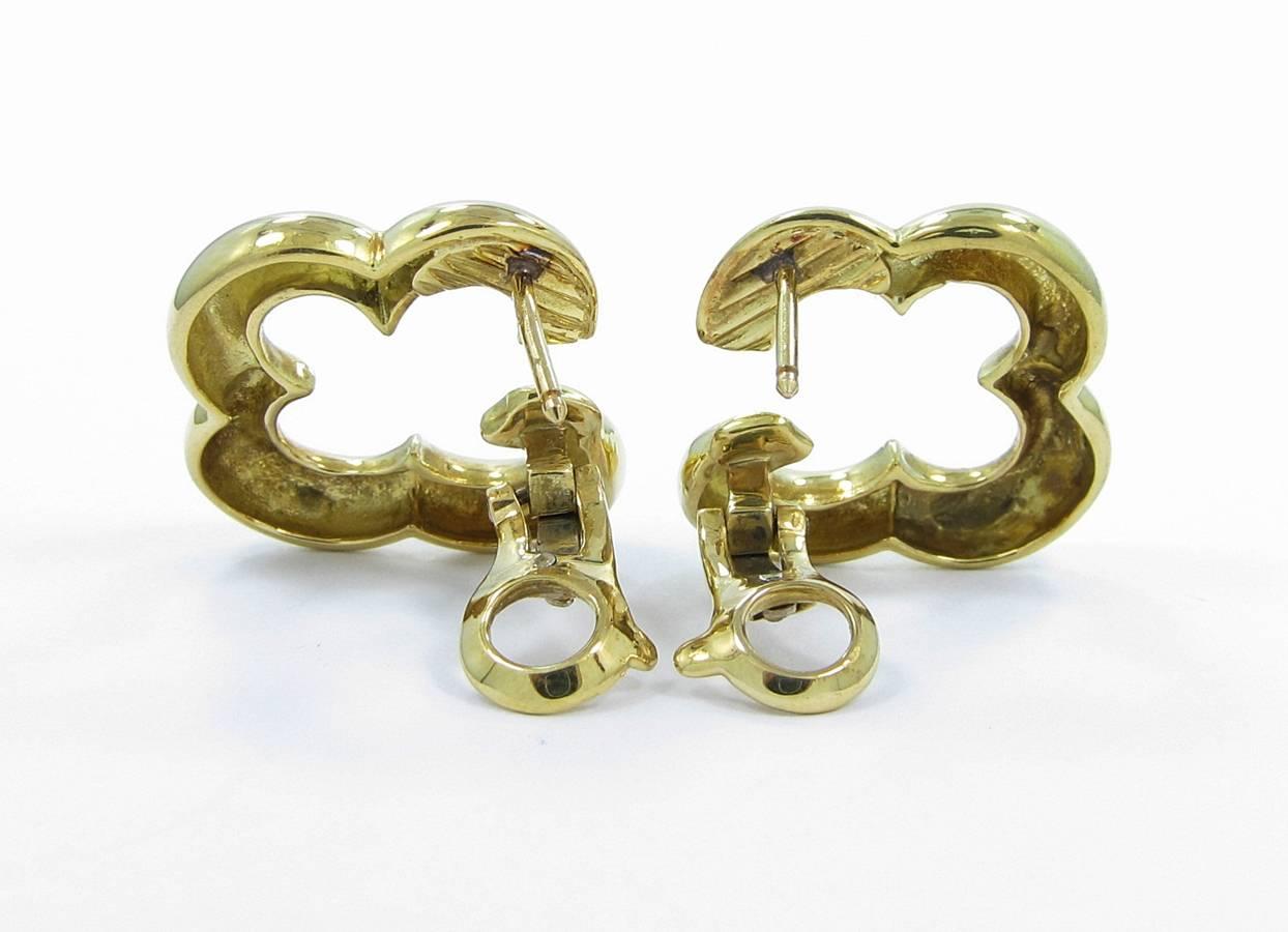 Women's or Men's Van Cleef & Arpels Gold Alhambra Earrings For Sale