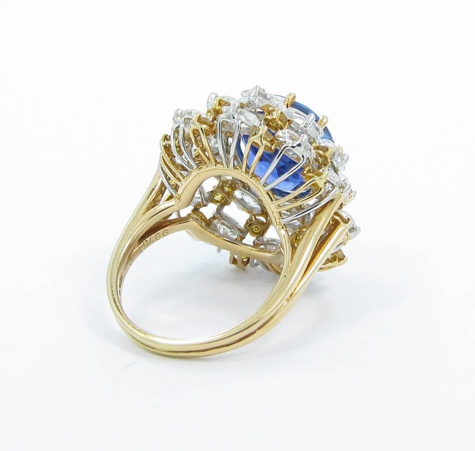 Oscar Heyman Natural Ceylon Sapphire Diamond Gold Ring In Excellent Condition For Sale In Naples, FL