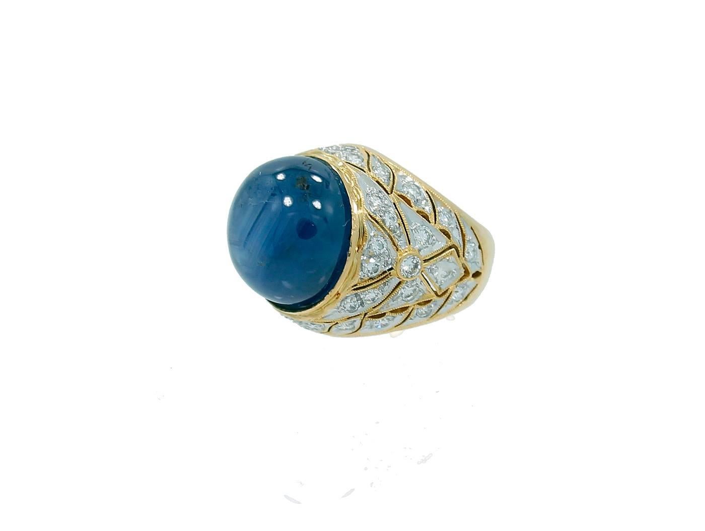 Star Sapphire Gold Ring In Excellent Condition For Sale In Naples, FL