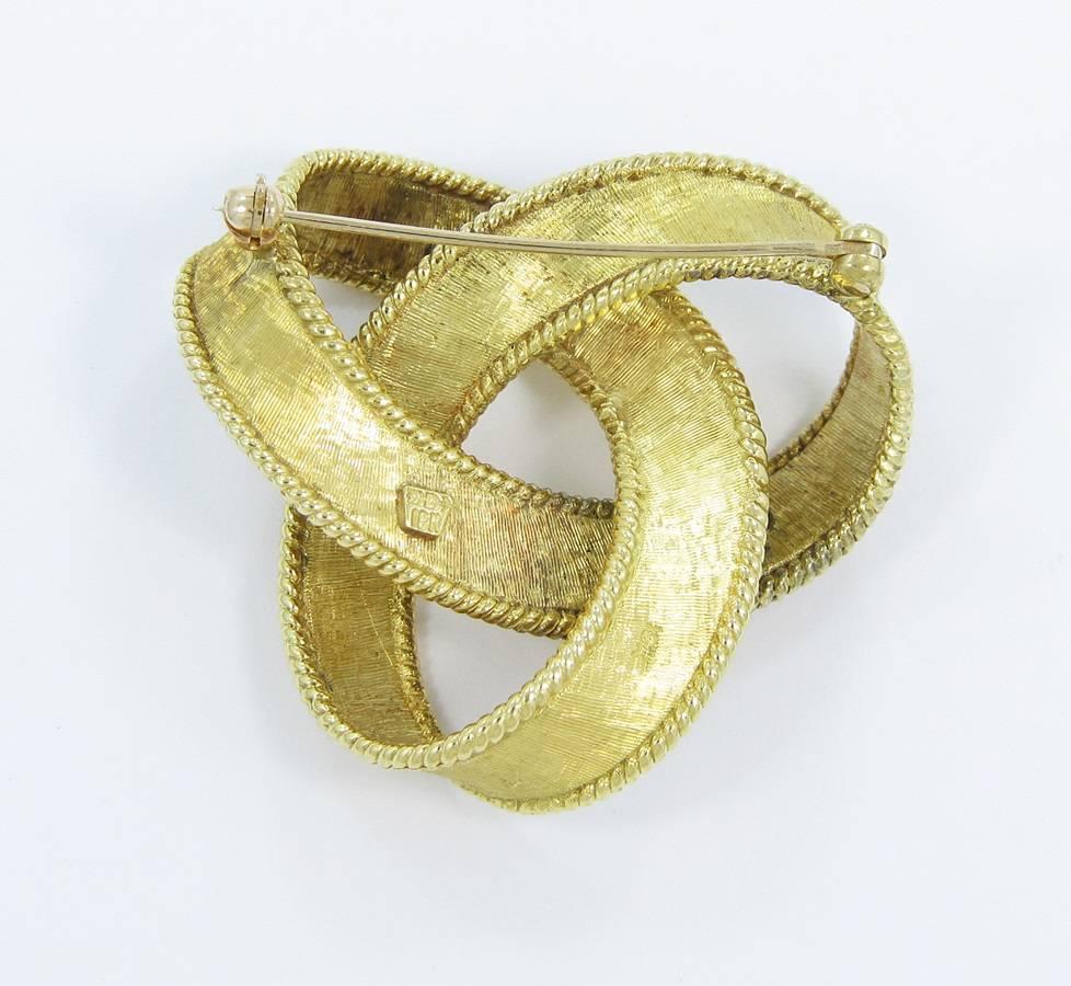 Craig Drake  Large Gold Ribbon Brooch In Good Condition For Sale In Naples, FL