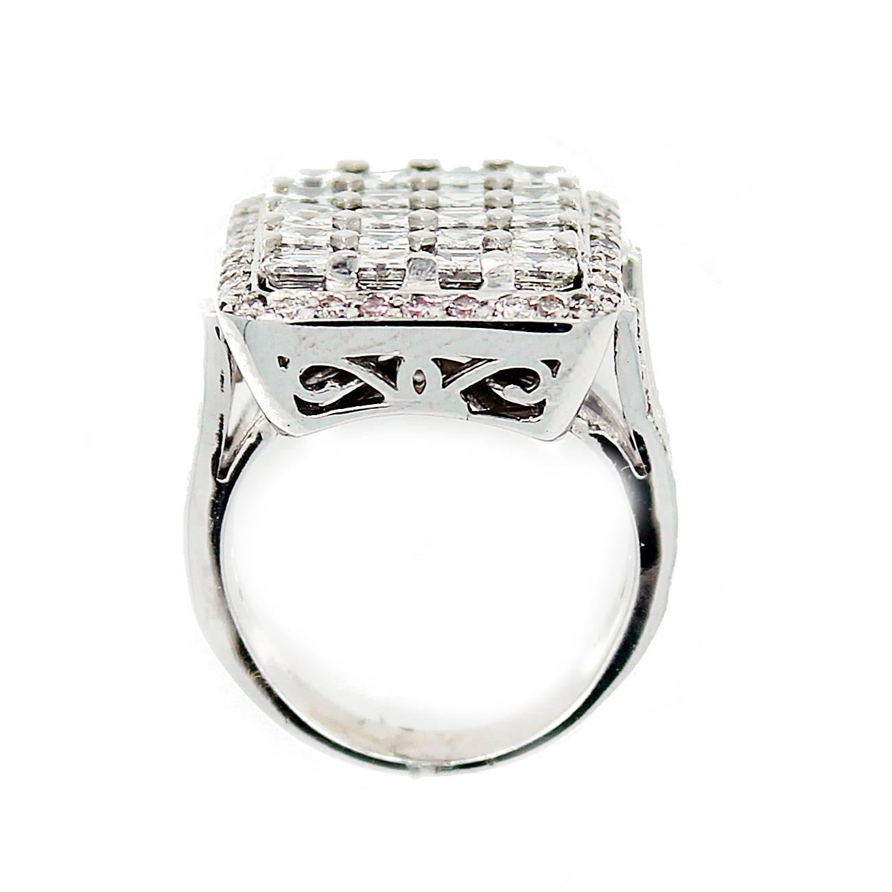 Women's 3.00 Carats Asscher Cut Diamonds Gold Ladies Ring  For Sale