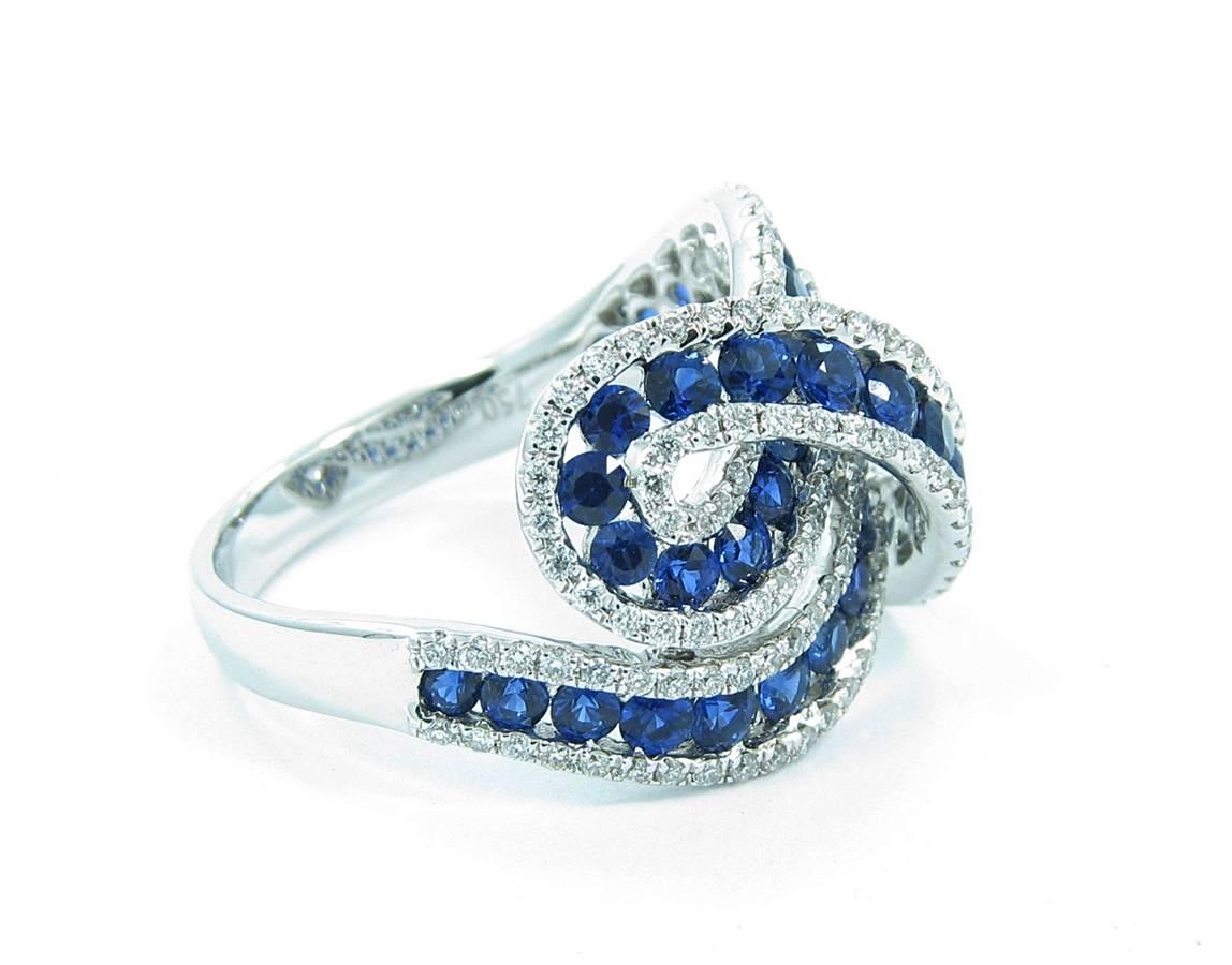 Blue Sapphire Diamond Ring  In Excellent Condition For Sale In Naples, FL