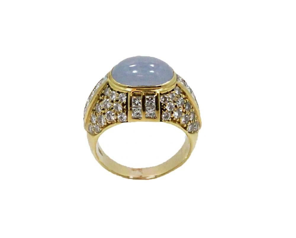  Gold Chalcedony and Diamond Ring In Excellent Condition For Sale In Naples, FL