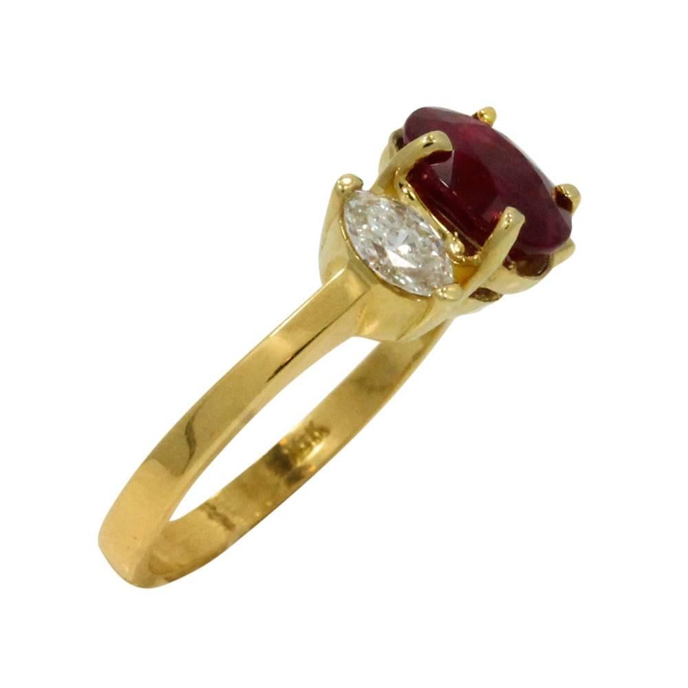 Ruby Diamond Yellow Gold Ring In Excellent Condition For Sale In Naples, FL