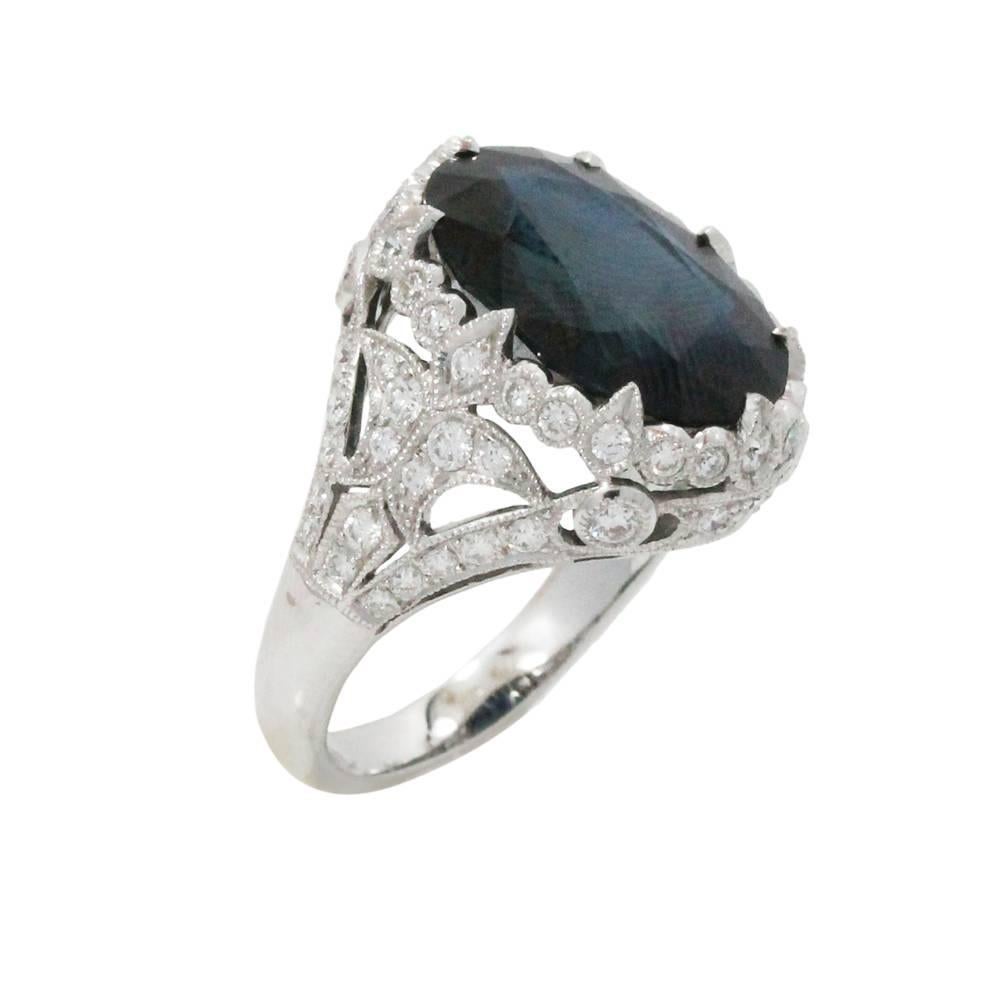 Sapphire Diamond Platinum Ring In Excellent Condition For Sale In Naples, FL