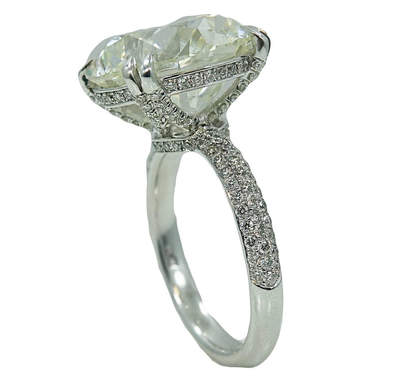 Round Cut 10.36 Carat Round Brilliant Diamond Platinum Engagement Ring For Sale