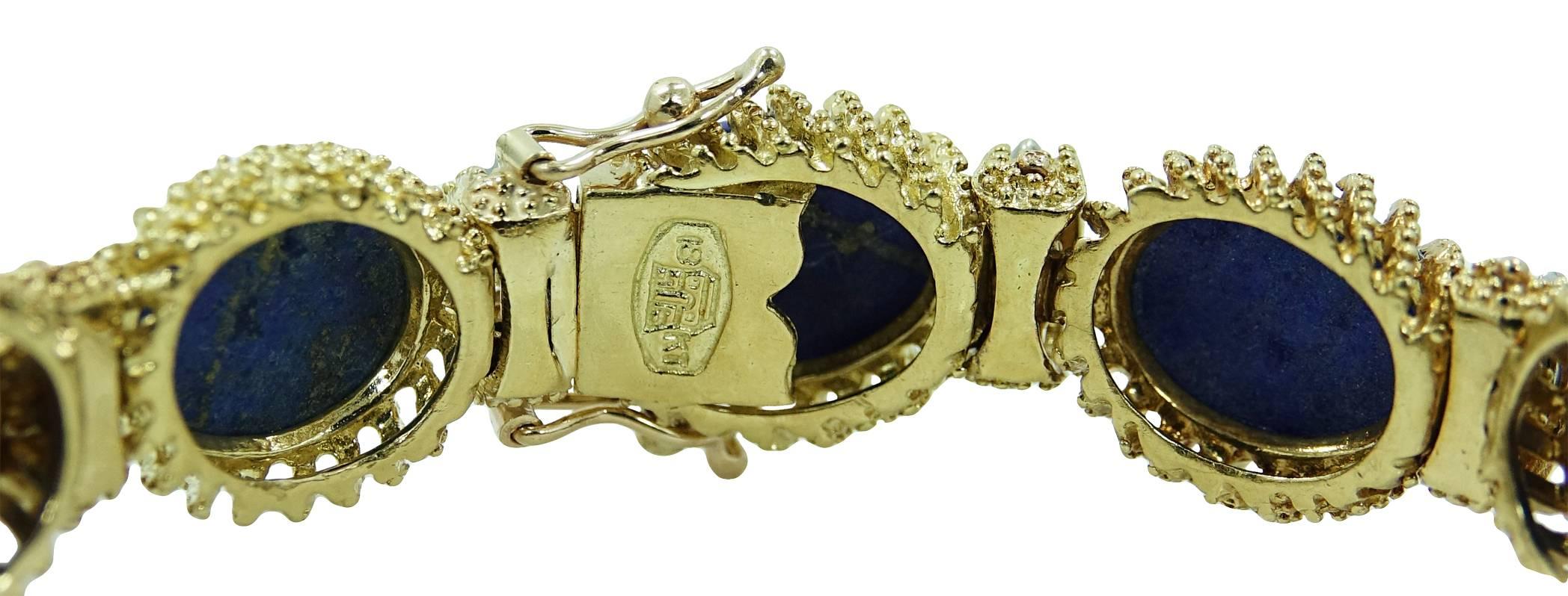 La Triomphe Oval Lapis and Round Brilliant Diamond Yellow Gold Bracelet In Excellent Condition For Sale In Naples, FL