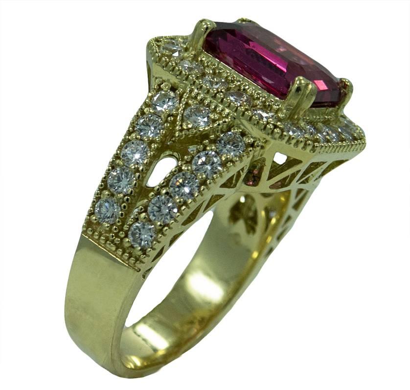 18K Yellow Gold Ring With Center Emerald Cut Natural Spinel Weighing A Total Carat Weight Of 3.05ct and Diamonds Weighing A Total Carat Weight Of 1.39ct VS Clarity and H Color. (GIA-2183190206) This Ring Is A Size 6.5.