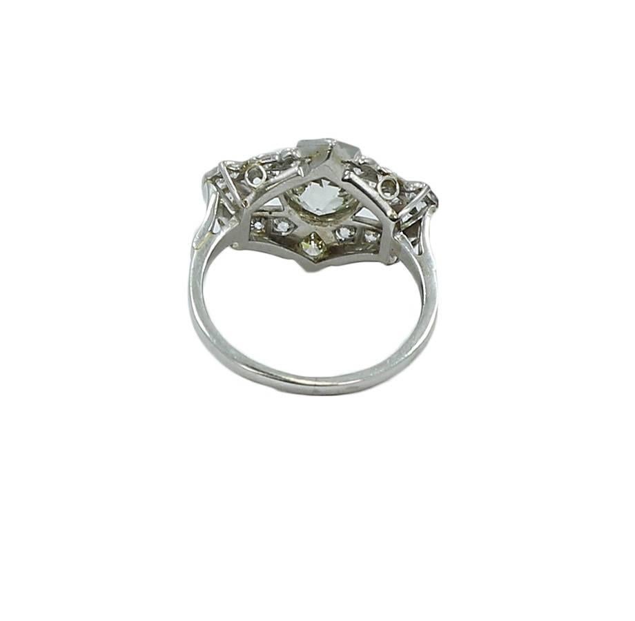 Art Deco Platinum Diamond Engagement Ring In Excellent Condition For Sale In Naples, FL