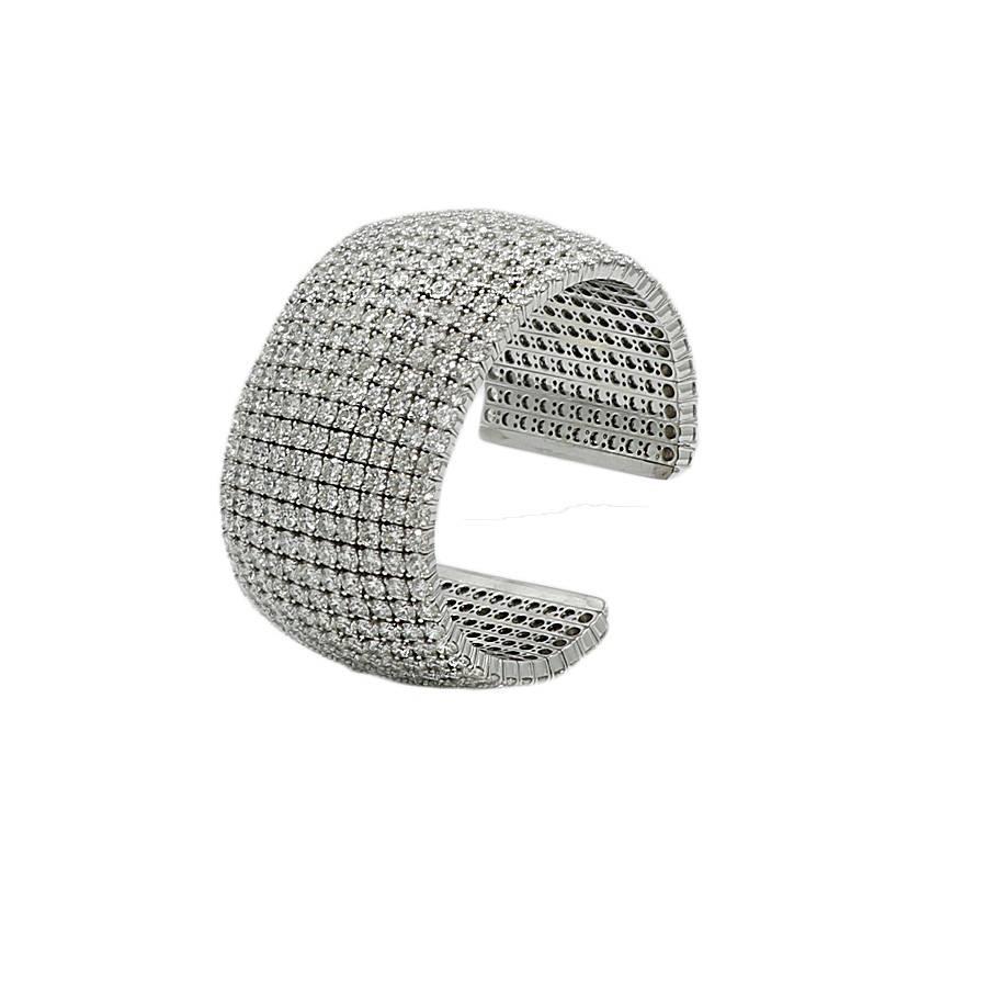 Norman Silverman 18k white gold wide diamond cuff with 11 rows of round diamonds. The diamonds weigh 80.35 carats total weight and are F-G in color and VS1 in Clarity. It measures 1.5 inches in width and weighs a total of 168.6 grams. The cuff is in
