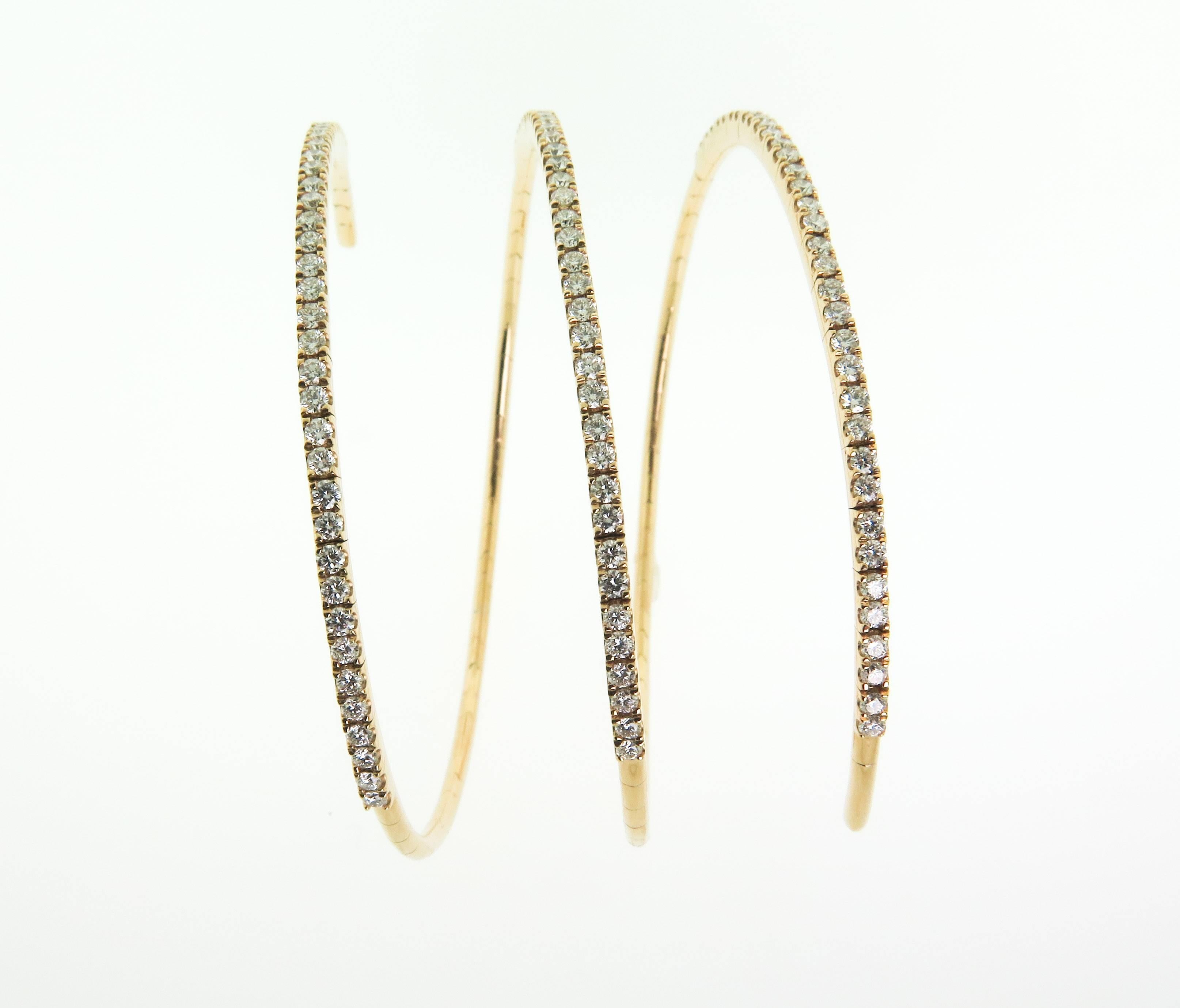 Spiral Diamond Gold Bracelet In New Condition In Greenwich, CT