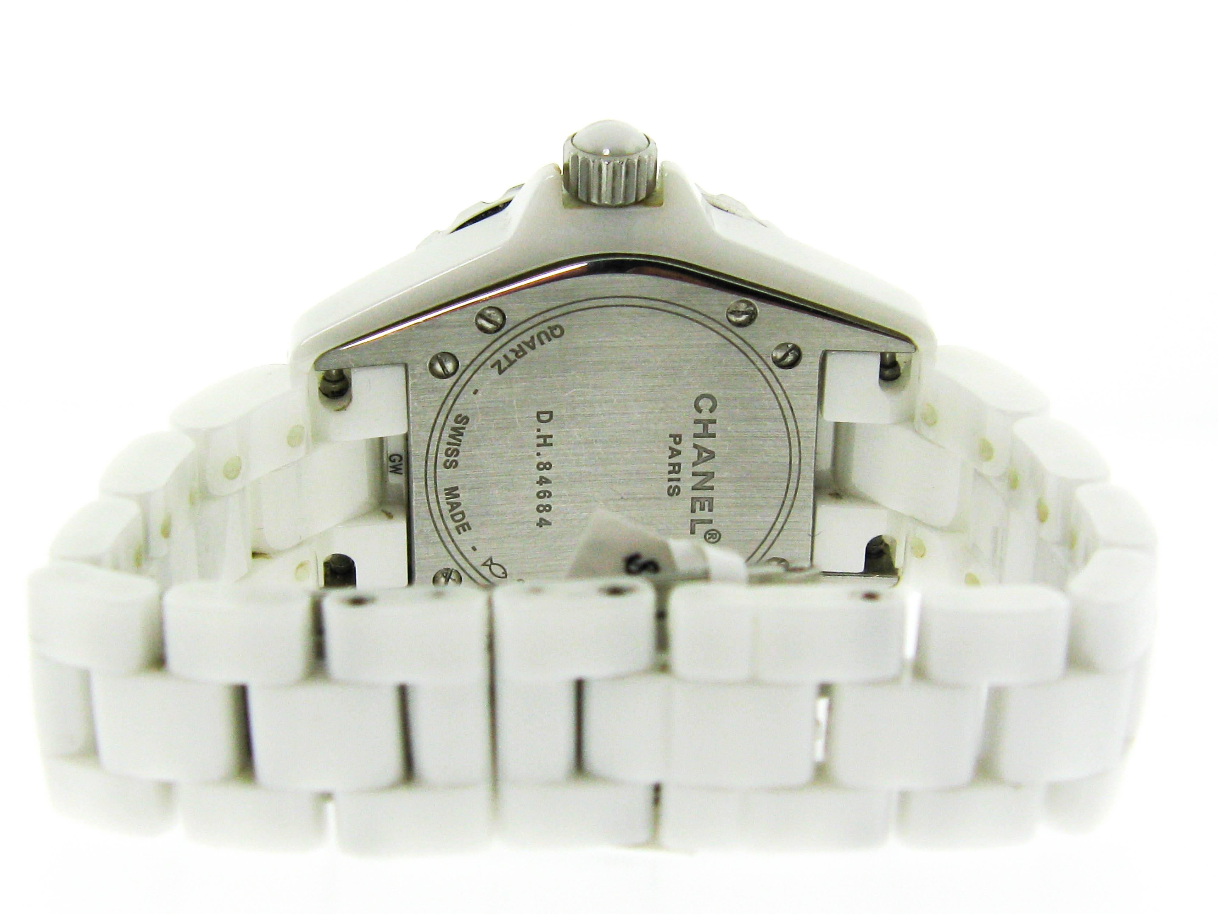 Chanel White Ceramic Quartz Wristwatch In New Condition In Greenwich, CT
