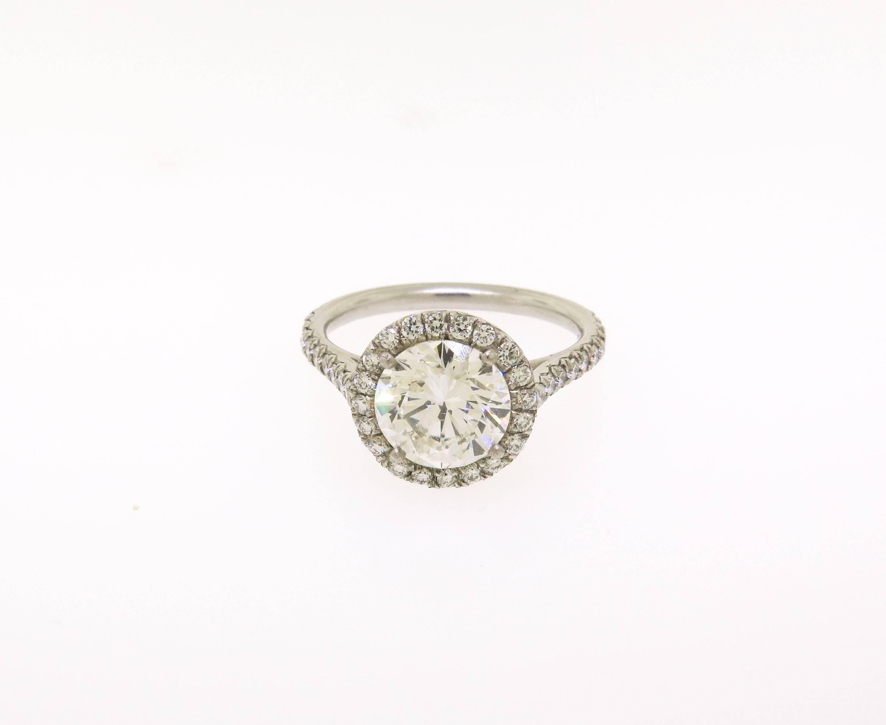 Platinum Diamond Engagement Ring In New Condition In Greenwich, CT