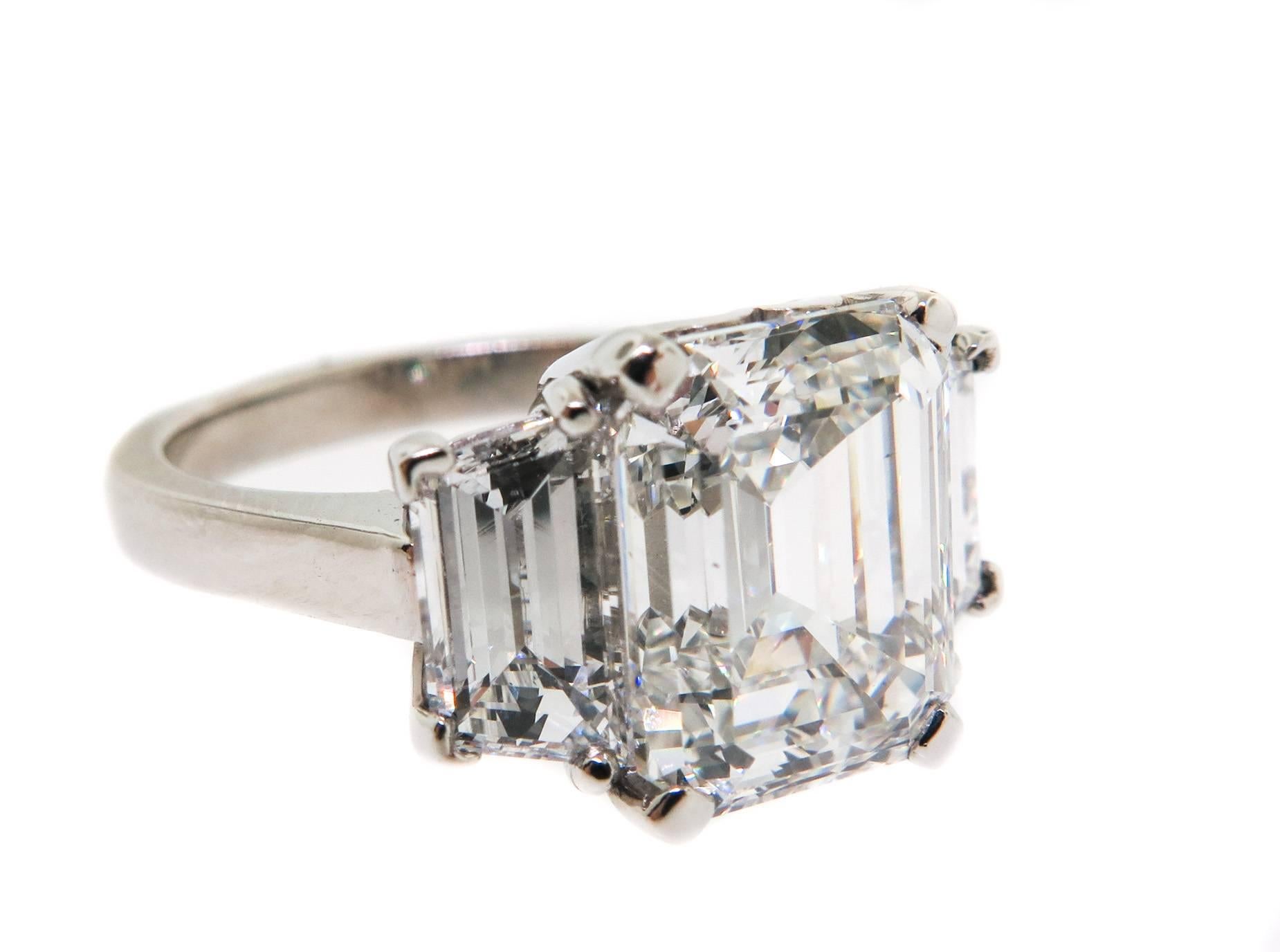 emerald cut diamond with trapezoids
