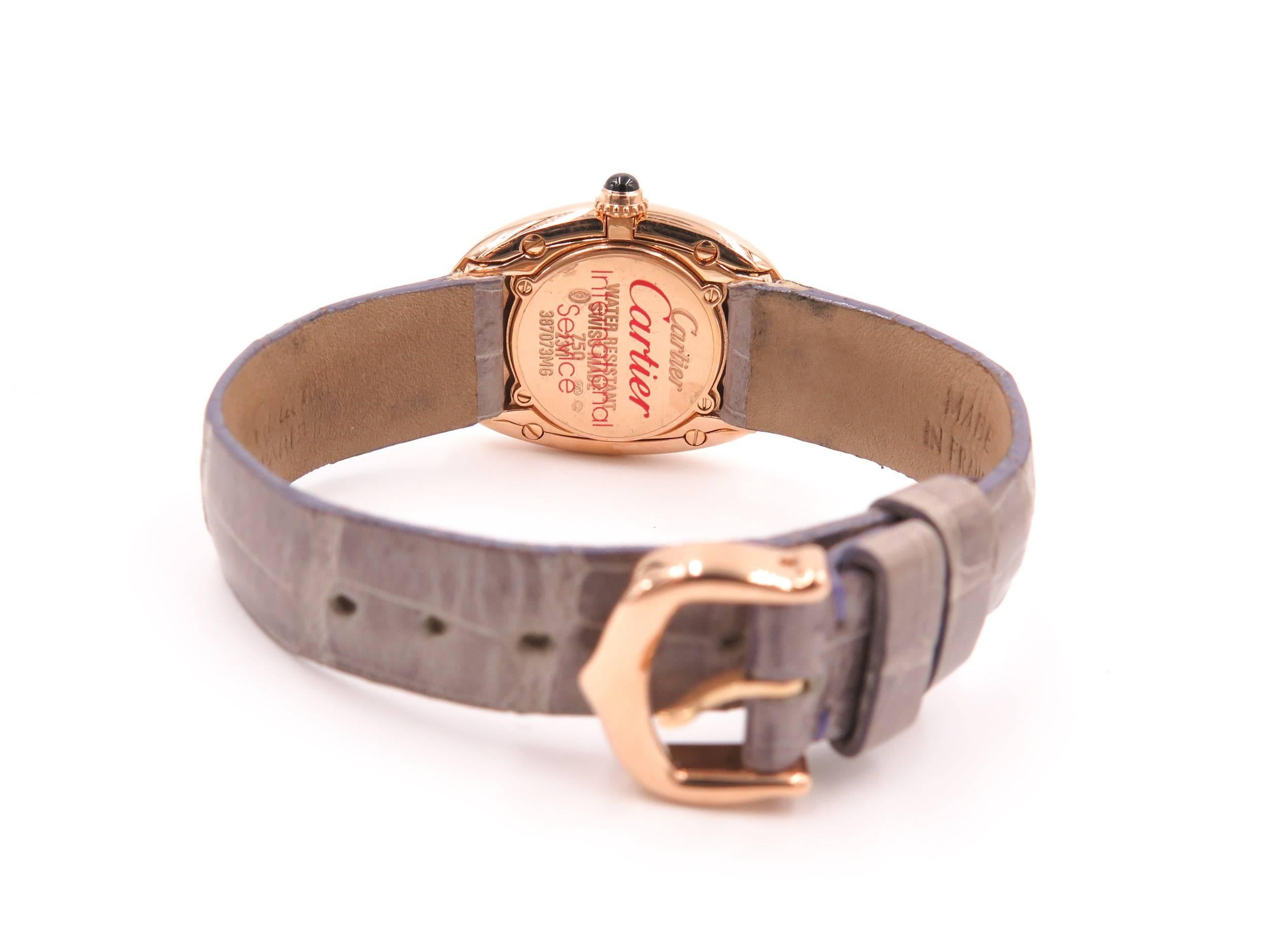 Cartier Montre-bracelet Baignoire Mini à quartz en or rose pour femmes   Excellent état à Greenwich, CT