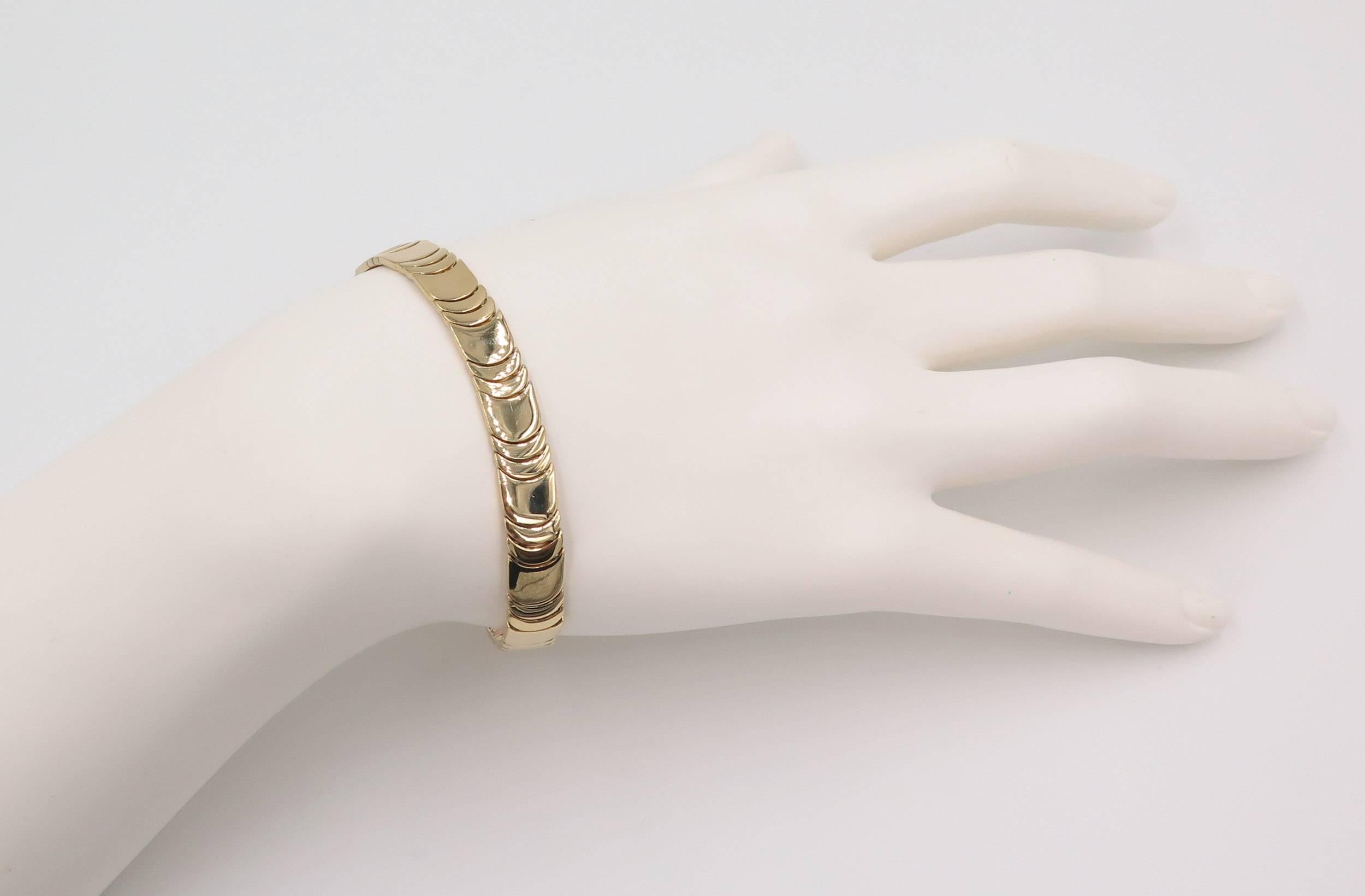18 Karat Gold Reversible Bracelet by Chimento 1