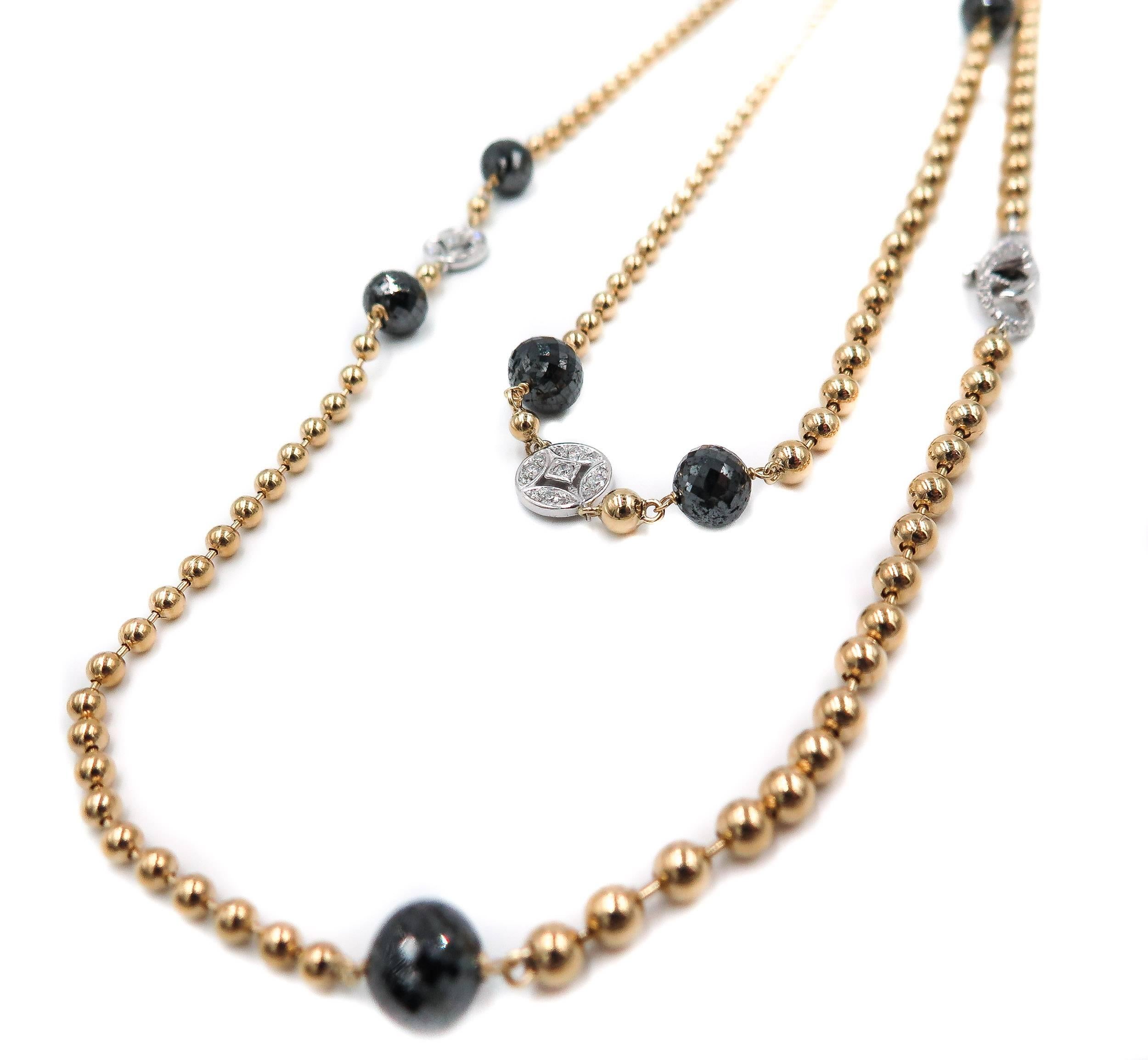 Elegant and gracious, this 45 inch long necklace is the perfect compliment to your outfit. Versatile and easy to wear accessorize a long dress or a pair of jeans with t-shirt.
Handcrafted in Italy by a master jeweler in 18k yellow gold with faceted