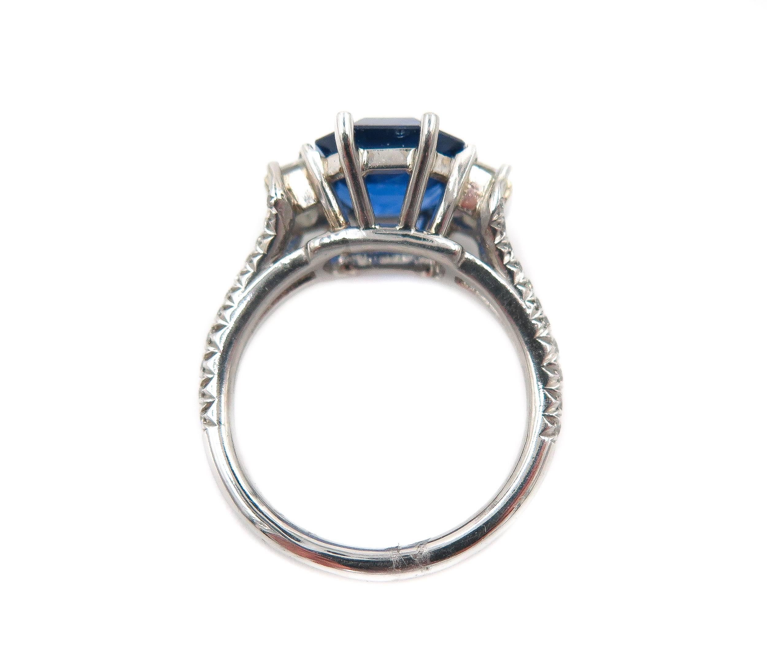 Women's GIA Certified Sapphire and Diamond Platinum Ring