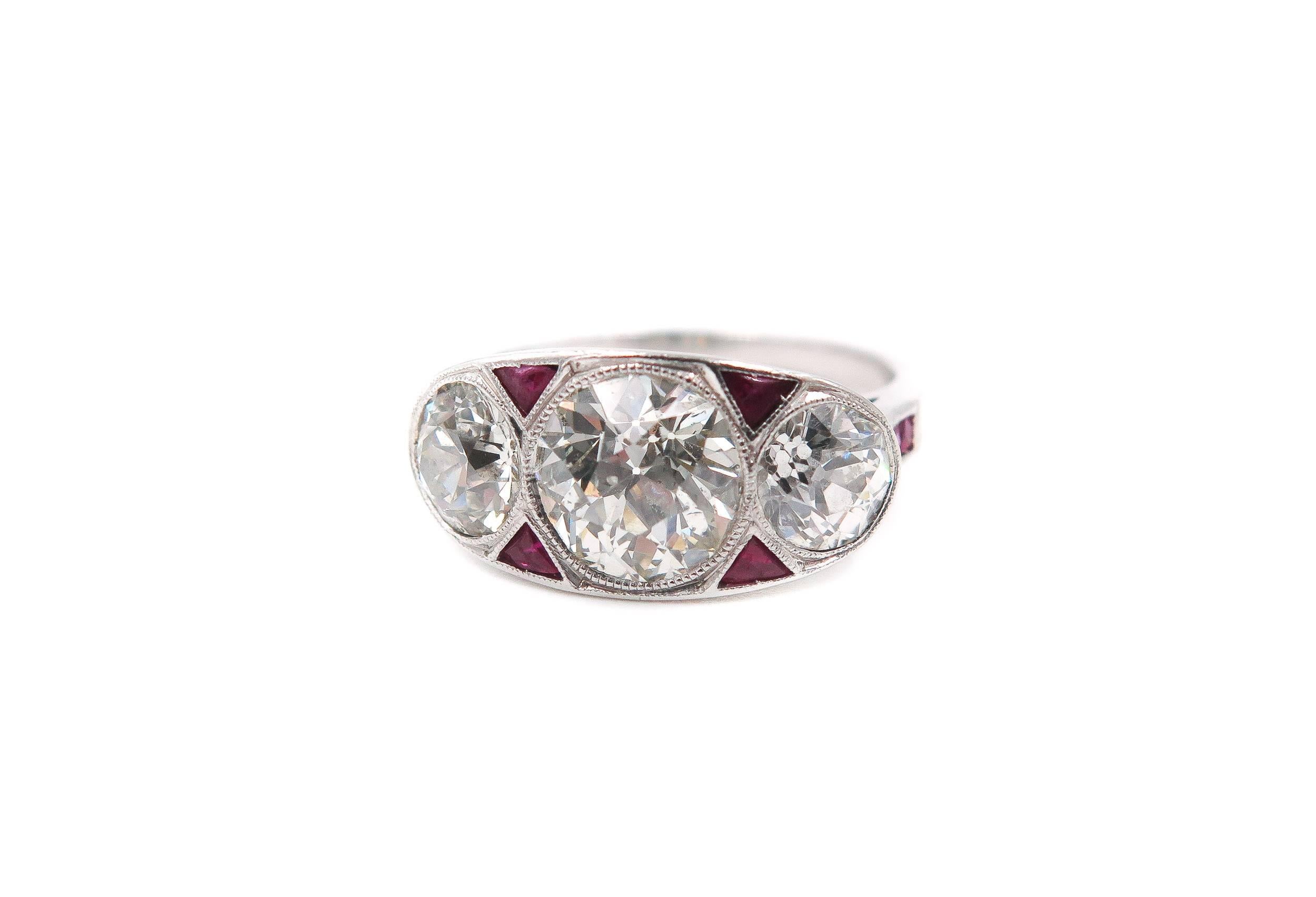 Women's Art Deco Old European Cut Diamond Ruby Platinum Ring