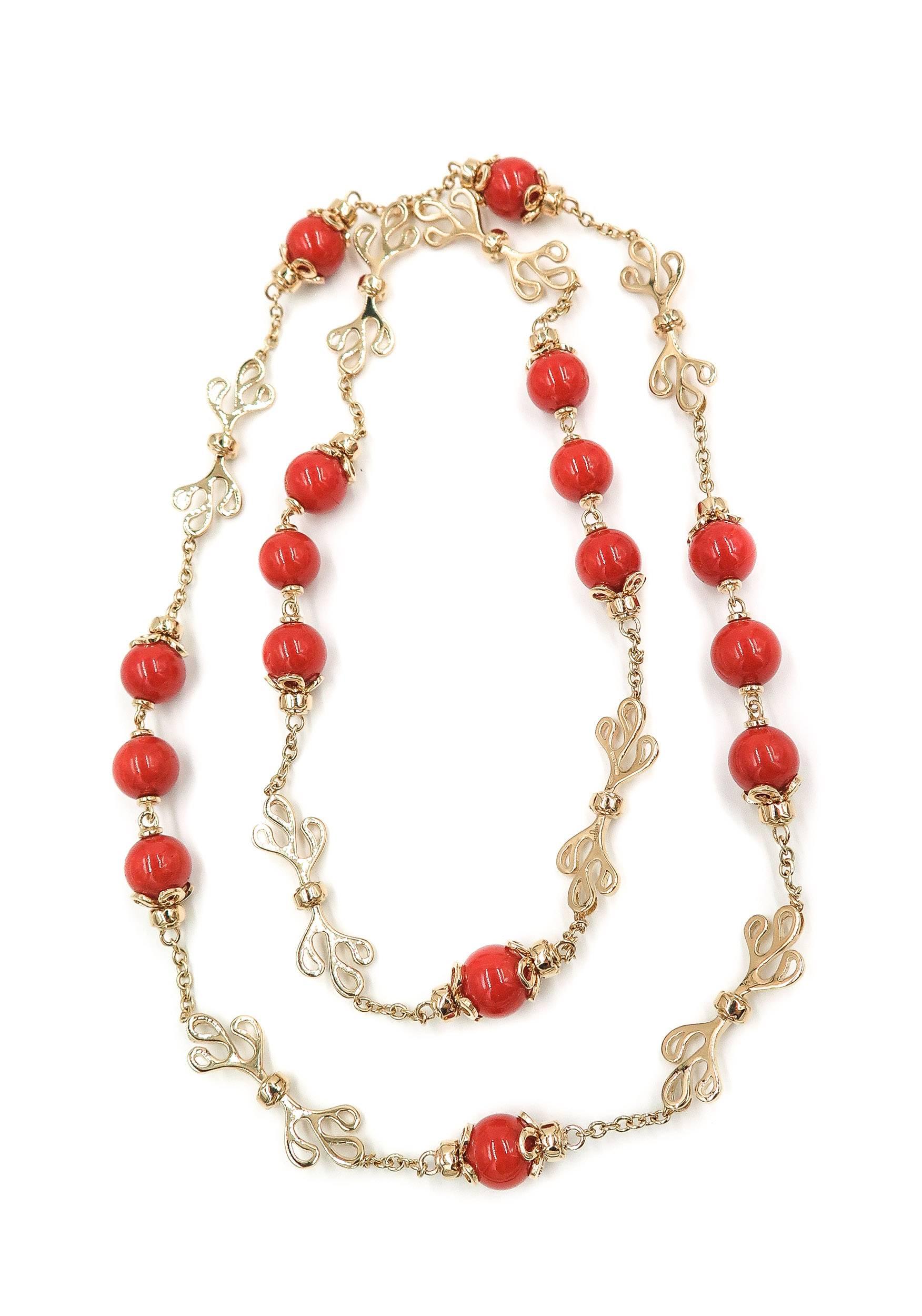 The elements of nature and the sea is captured in this endless Coral Necklace.  Designed and handcrafted by expert Italian Artisans, resulting in a stunning Coral Necklace.
Beautifully embellished by 18k gold sea leaves that accent the coral beads,