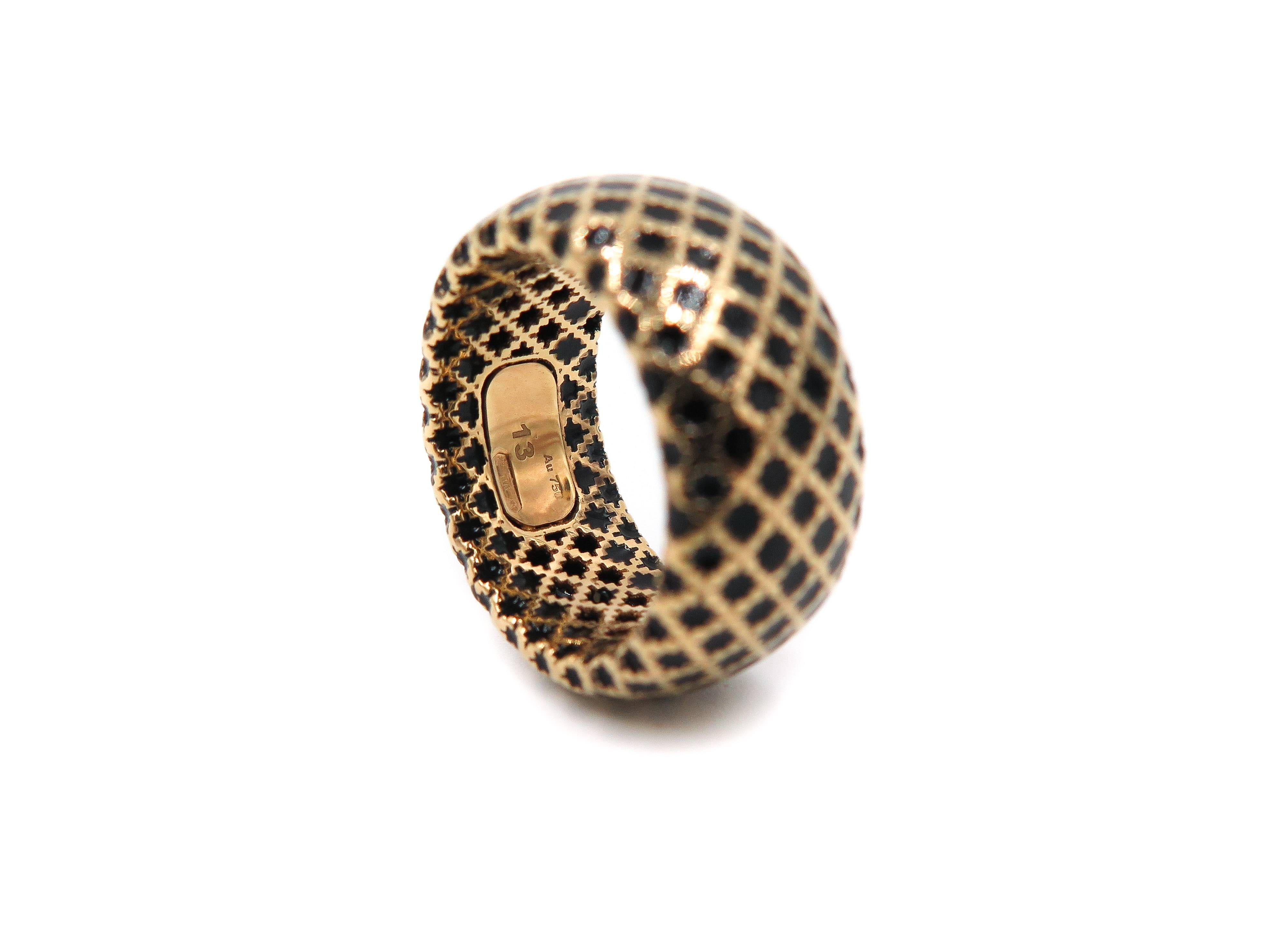 Authentic Italian designed and handcrafted in 18K yellow gold Gucci Diamantissima ring featuring enamel, signature lattices and a high polish finish throughout. 
Finger size 6 in original box.
 