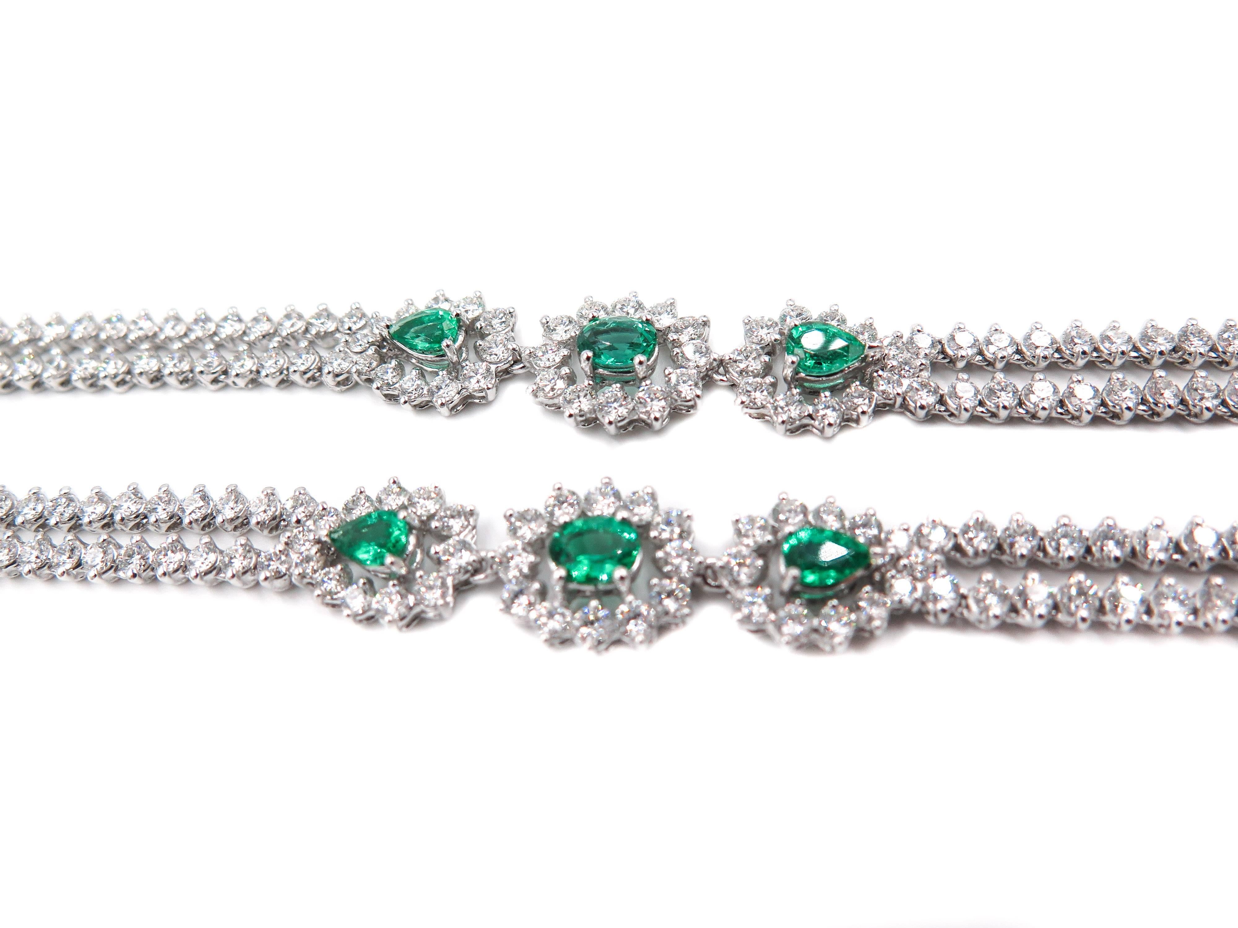 Double Strand Diamond and Emerald White Gold Necklace In New Condition In Greenwich, CT
