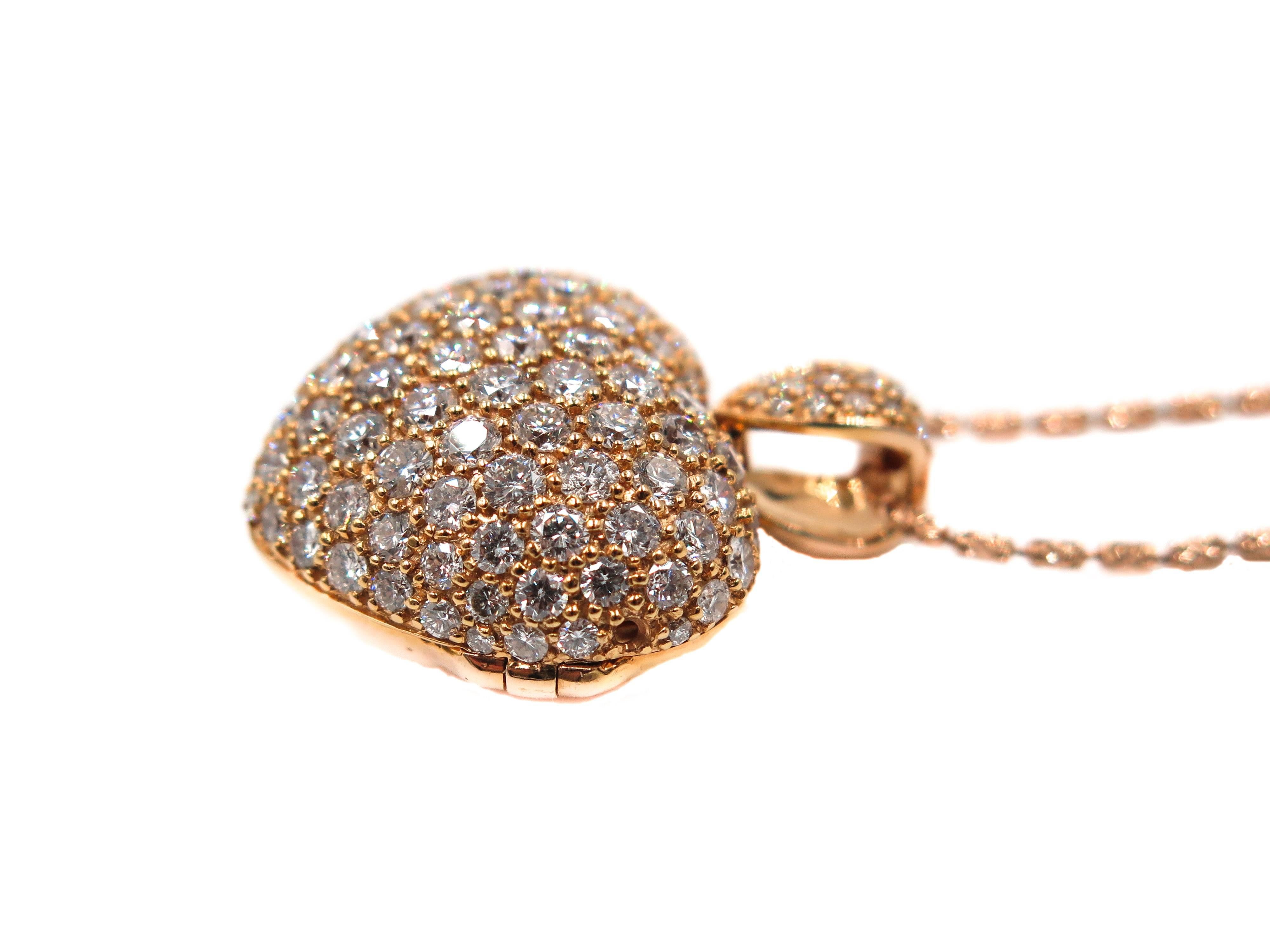 18 Karat Rose Gold Diamond Pave Heart Locket Pendant In New Condition In Greenwich, CT