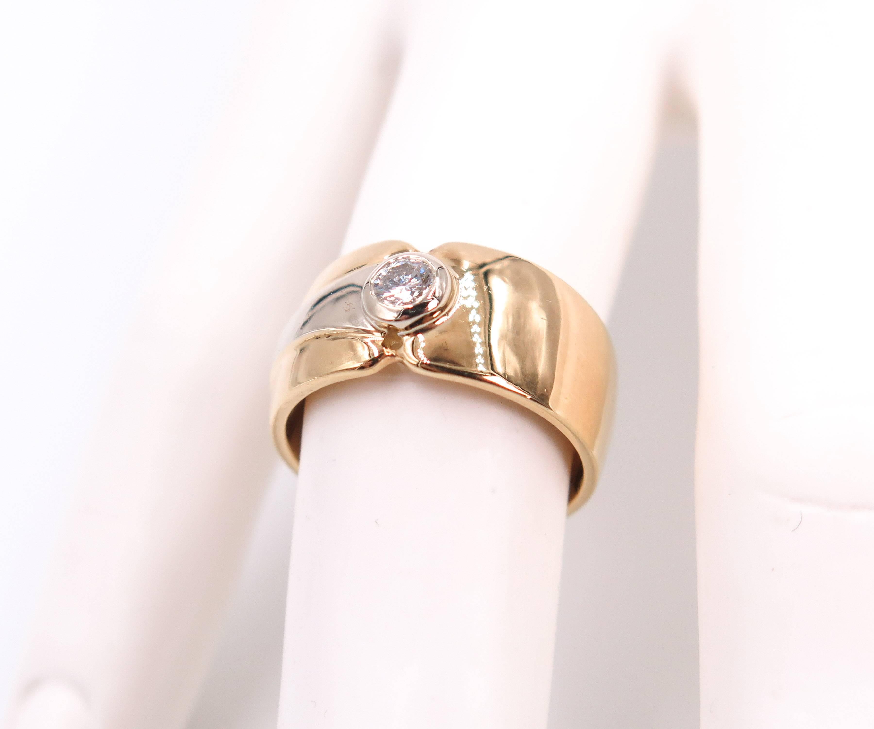 Contemporary 18 Karat Yellow Gold Wide Band For Sale