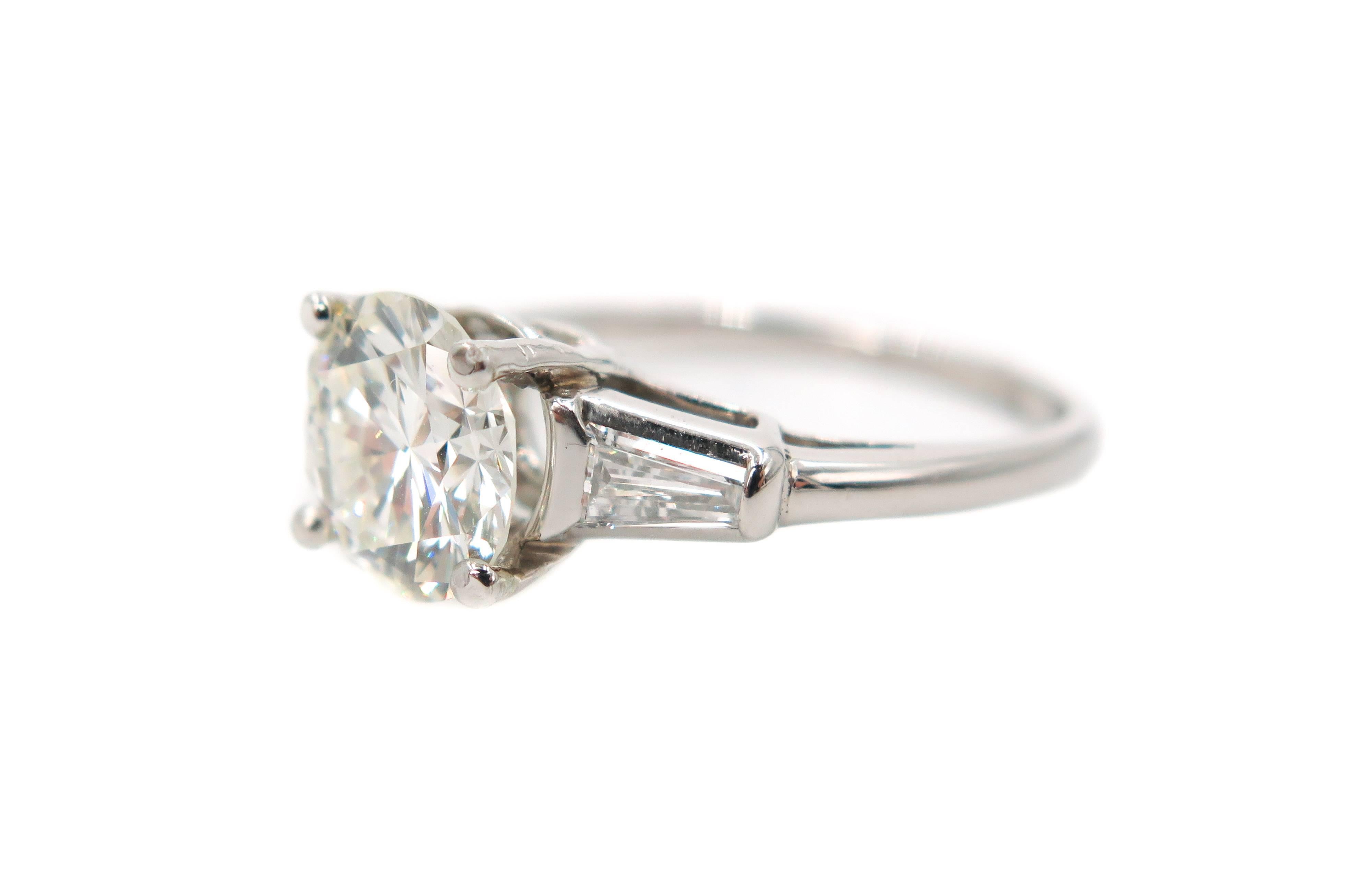 GIA Certified Round Diamond Platinum Engagement Ring In New Condition In Greenwich, CT