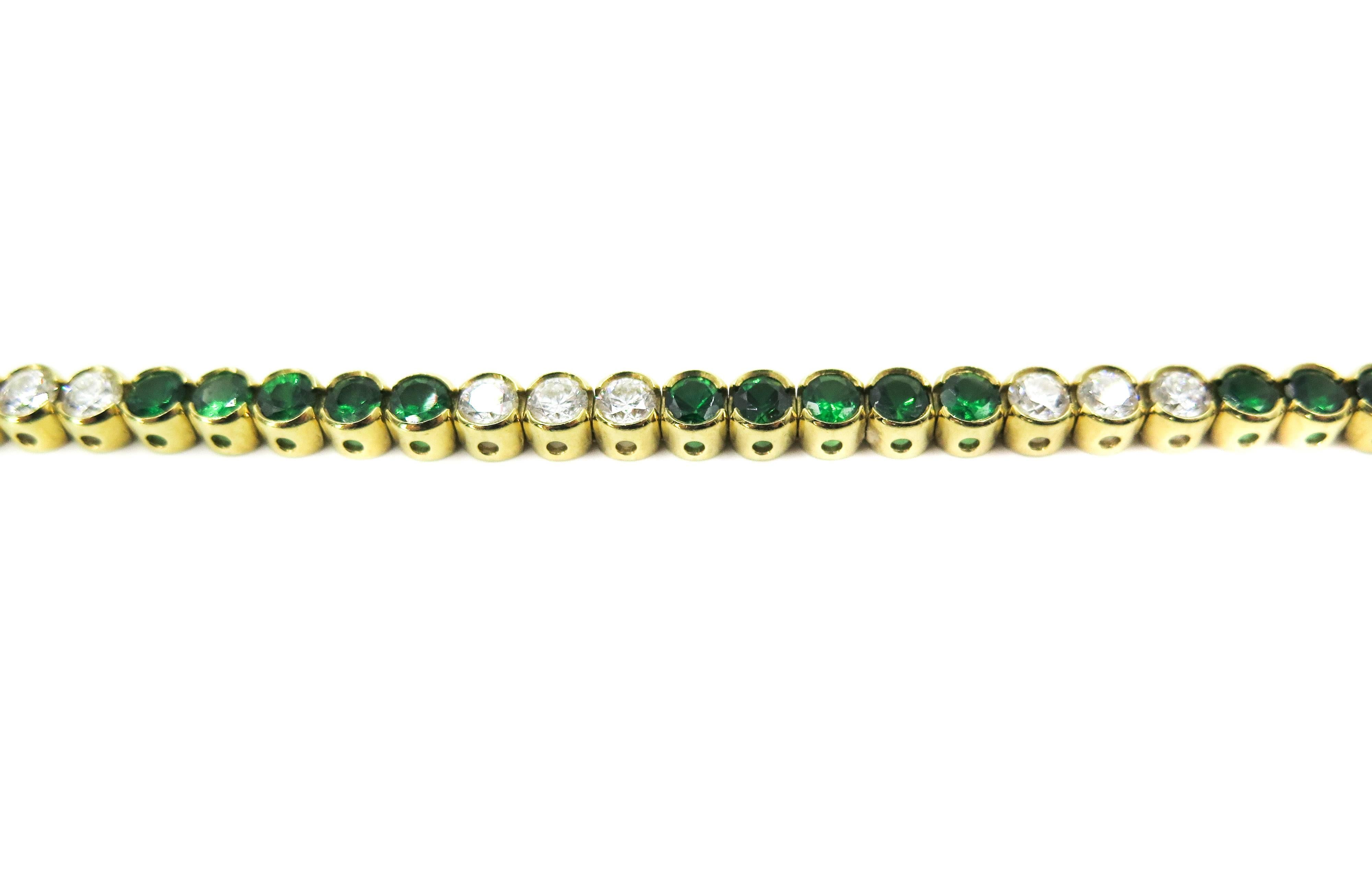 Tsavorite and Diamond Yellow Gold Tennis Bracelet For Sale at 1stDibs