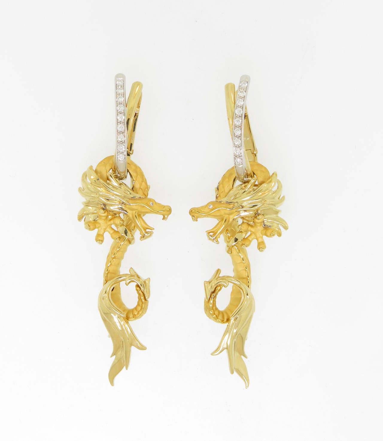 Artist Carrera & Carrera Diamond Gold Dragon Earrings