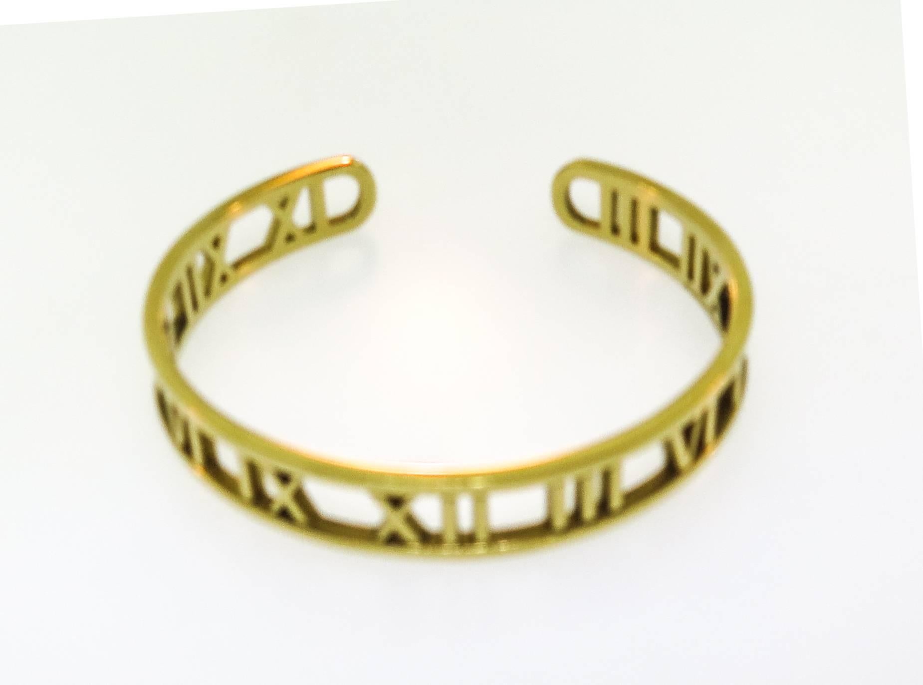 Tiffany & co. gold Atlas Cuff Bracelet In Excellent Condition In Greenwich, CT