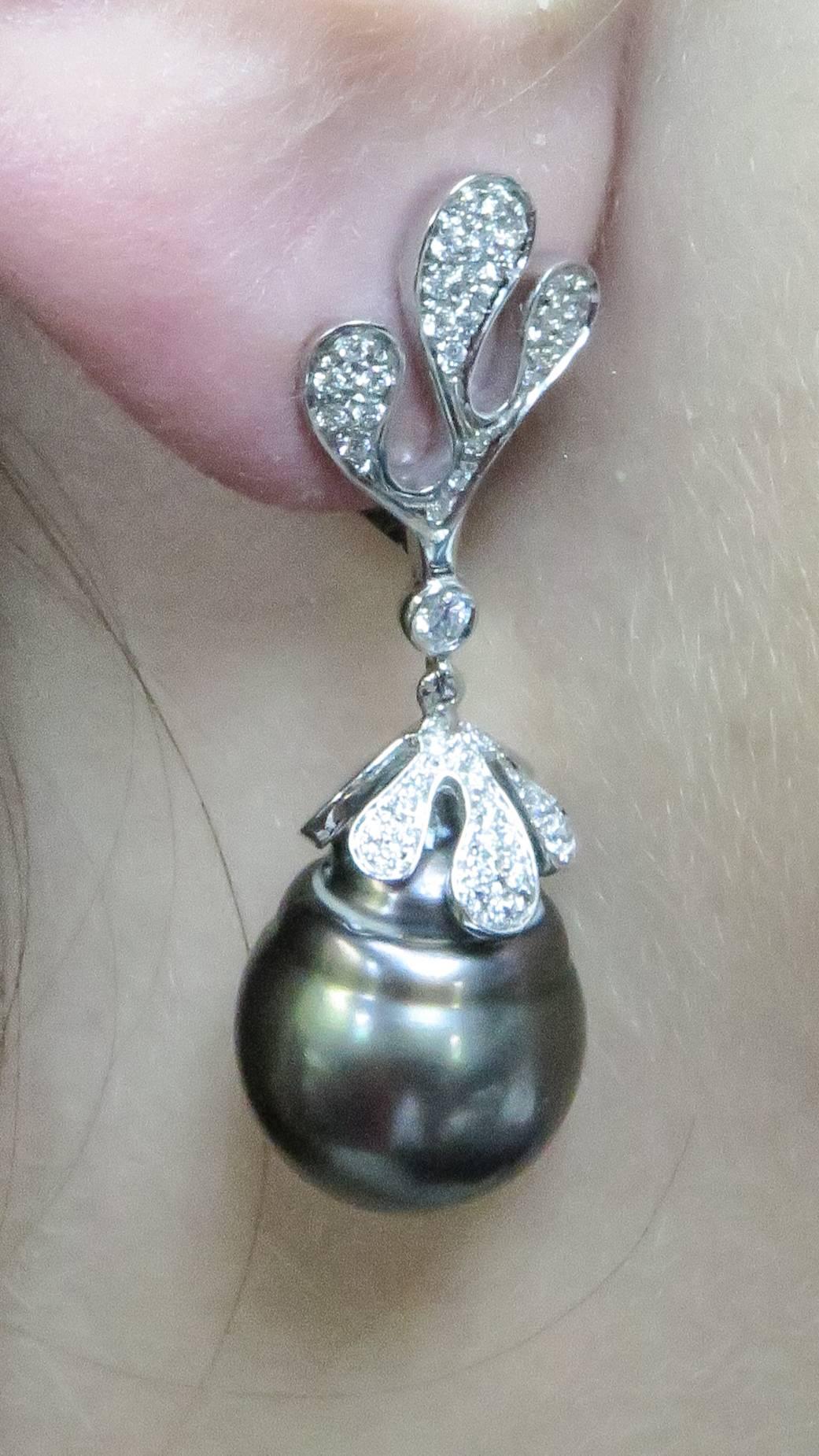  Black Pearl Diamonds Drop Earrings In New Condition In Greenwich, CT