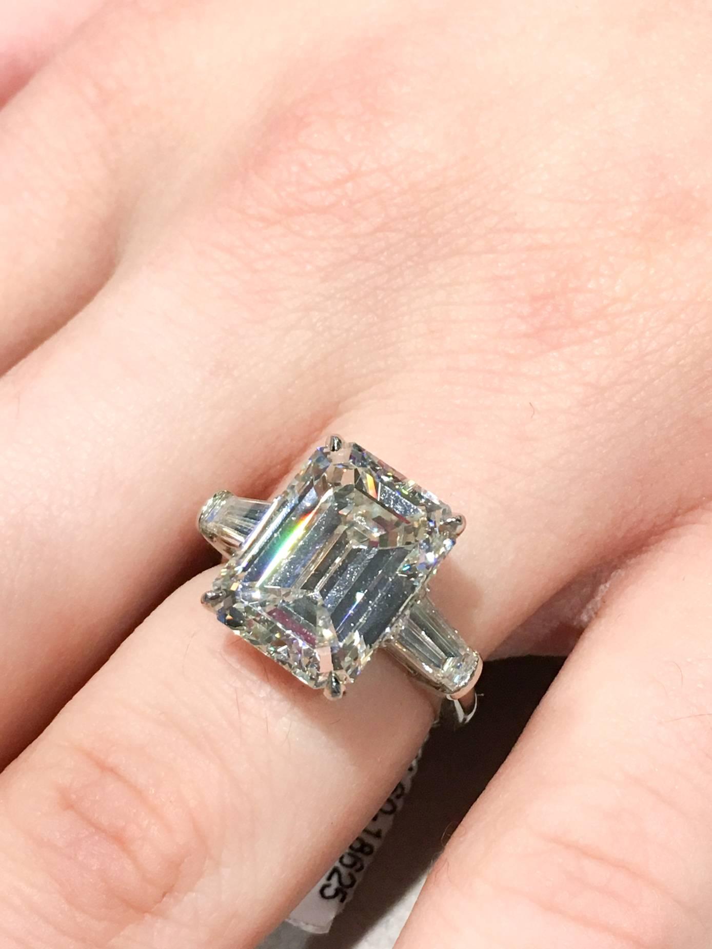 Emerald Cut Diamond Platinum Engagement Ring 4