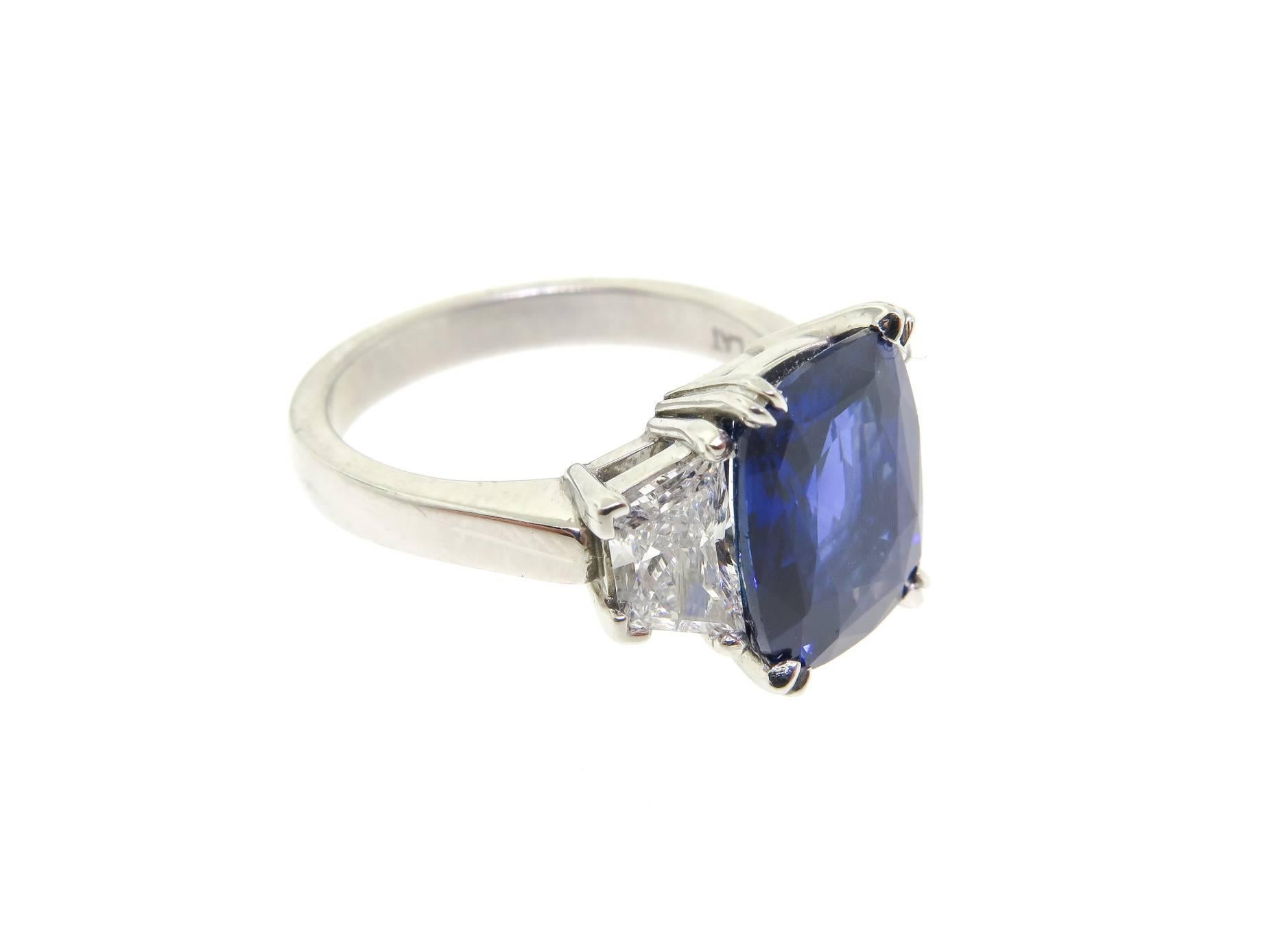 Sapphire Diamond Ring In New Condition In Greenwich, CT