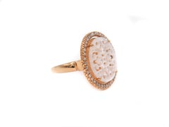 Diamantring aus Roségold mit durchbrochenem Perlmutt