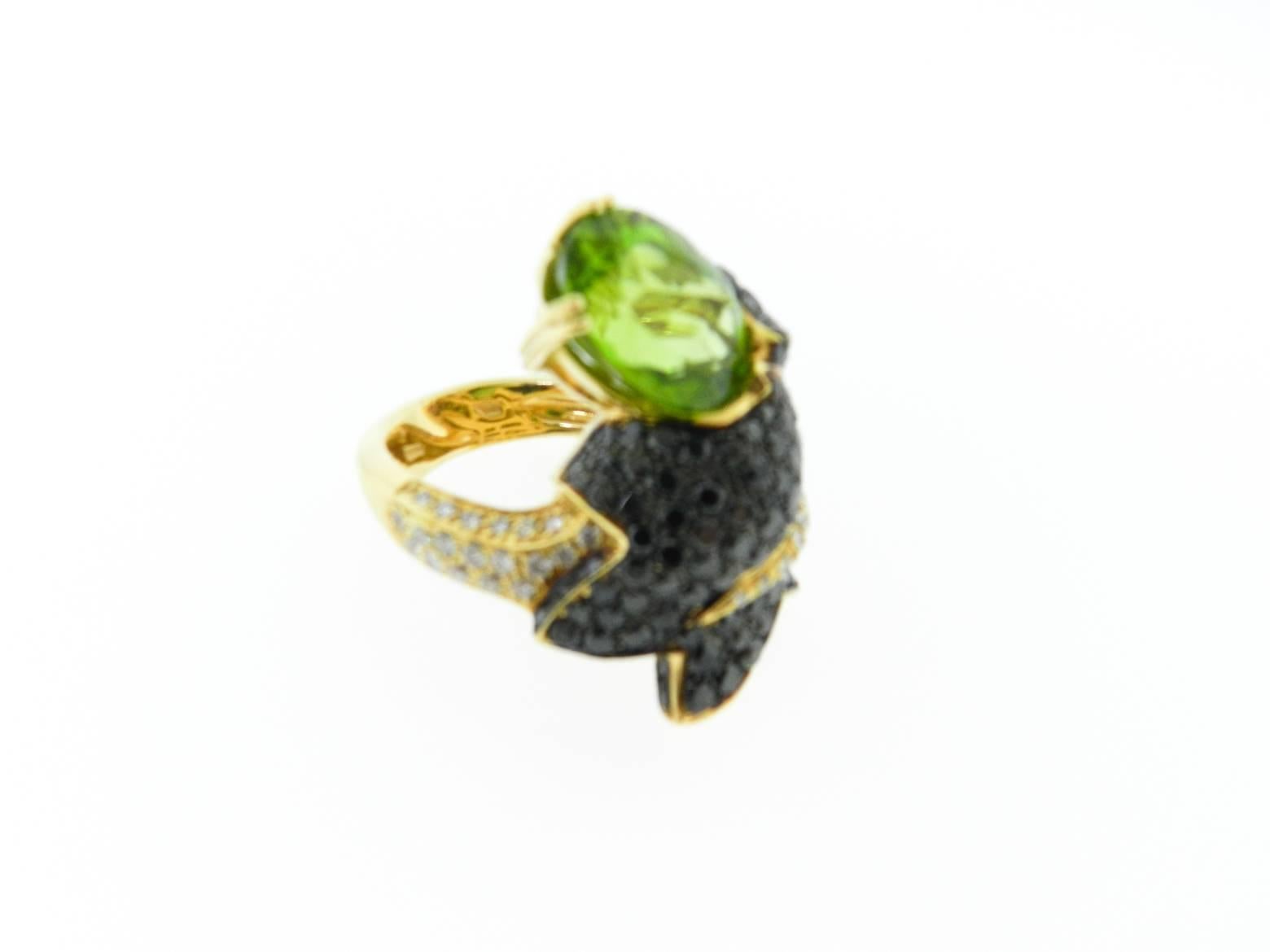 Women's Gaspari Peridot Black Pave Diamond Gold Cocktail Ring 