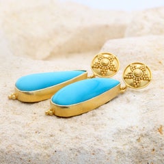 Steven Battelle 11.0 Carats Sleeping Beauty Turquoise 18K Gold Post Earrings