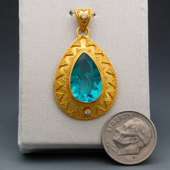 Steven Battelle 6.4 Carats Apatite Diamonds 22K Gold Pendant