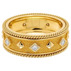 Vitolo 18K Yellow Gold Florentine Finish Diamond Band Ring