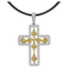Ciondolo a croce con diamante in oro 18 carati Vitolo