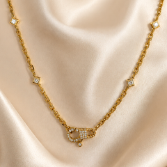 Vitolo Halskette aus 18-karätigem Gelbgold mit Diamanten im Prinzessschliff und Pavé-Verschluss