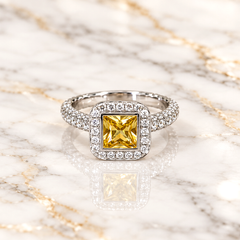 Anello Vitolo in oro bianco 18 carati con zaffiro giallo e diamanti a corona
