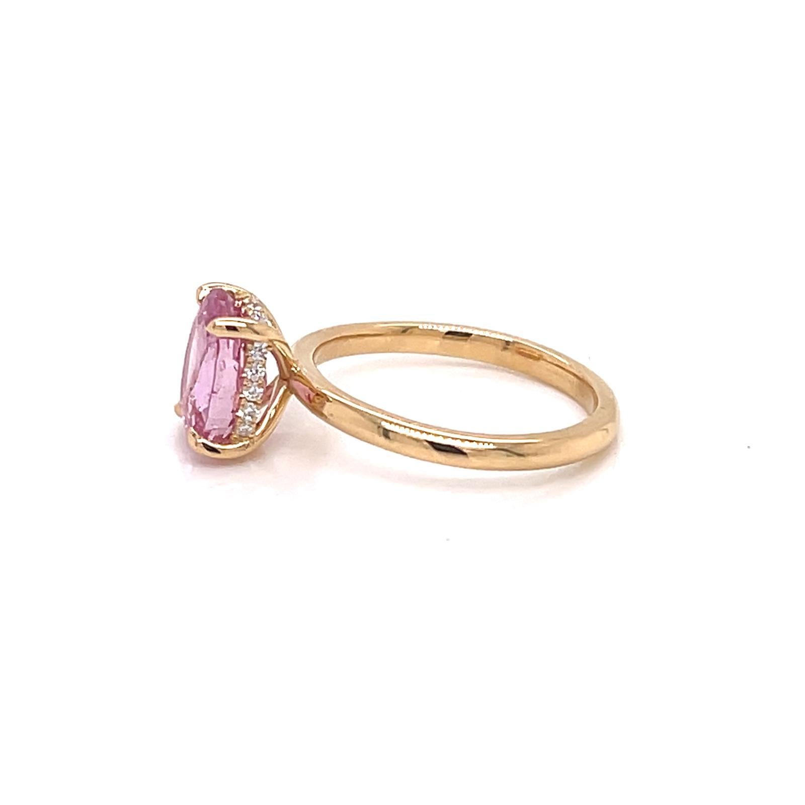 En vente :  Bague à halo caché en or jaune 18 carats, saphir rose et diamant de 2,23 carats 5