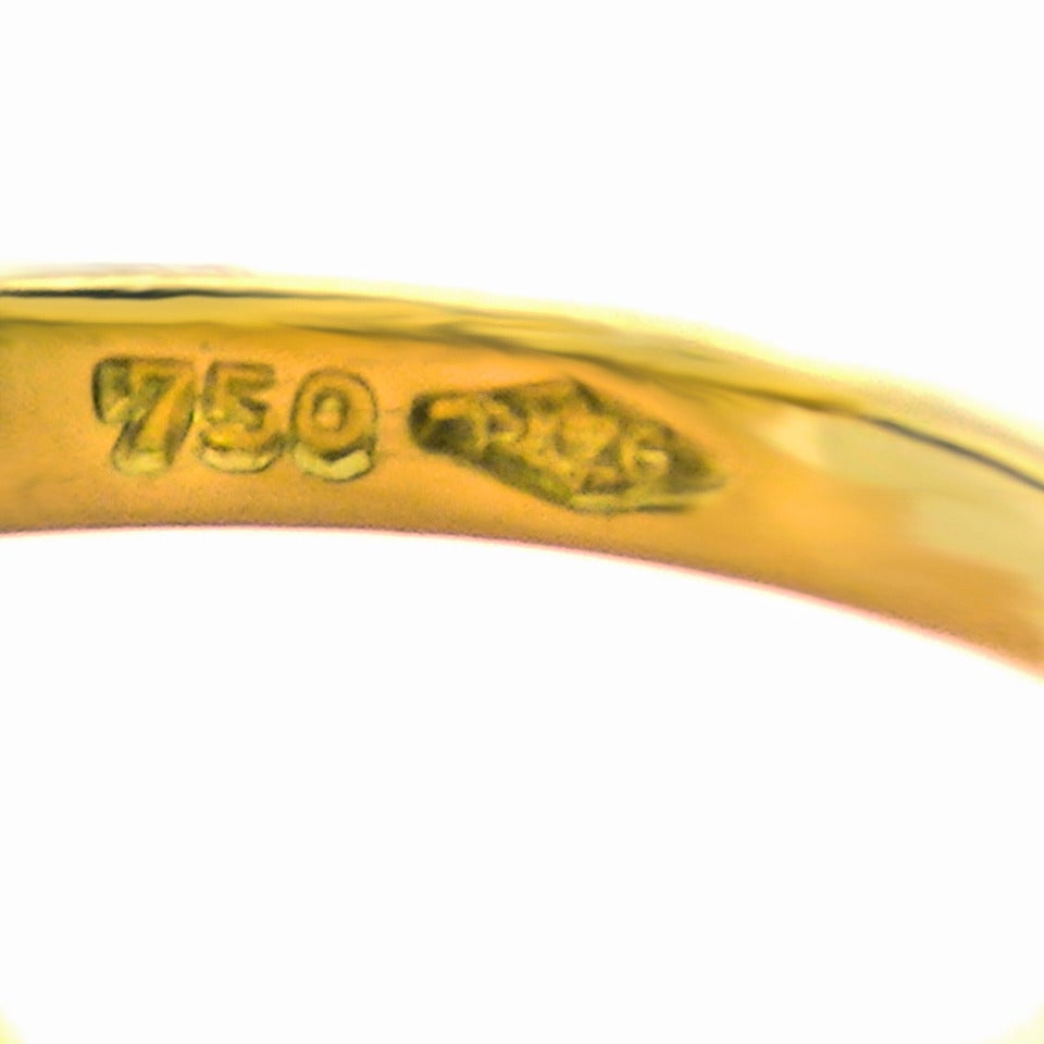 Ponti Gennari Armorial Chalcedony Gold Ring 1